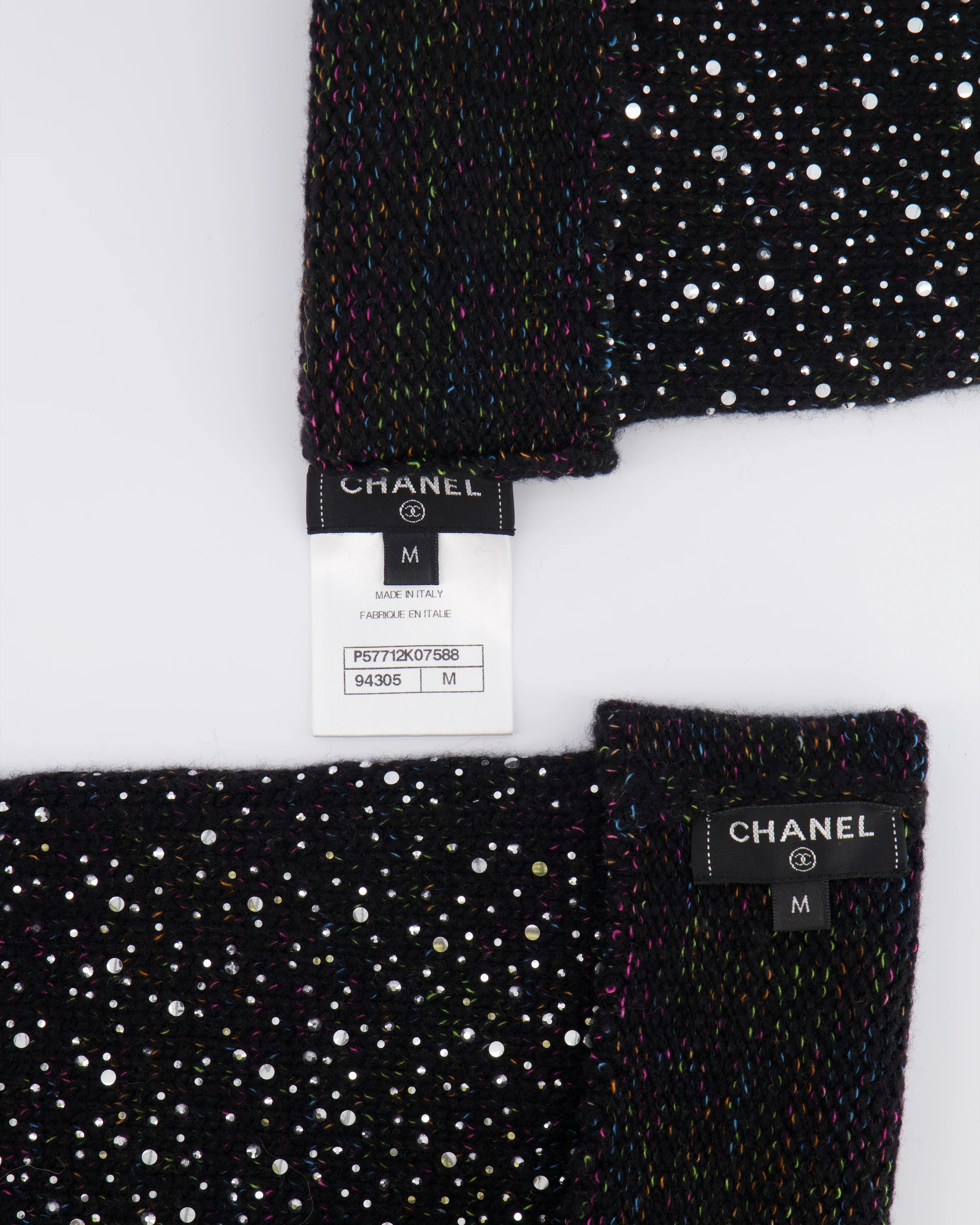 Chanel Black and Multi-Colour Wool Knitted Long Mitten Gloves with Silver Sequin Embellishments Size M - Image 4