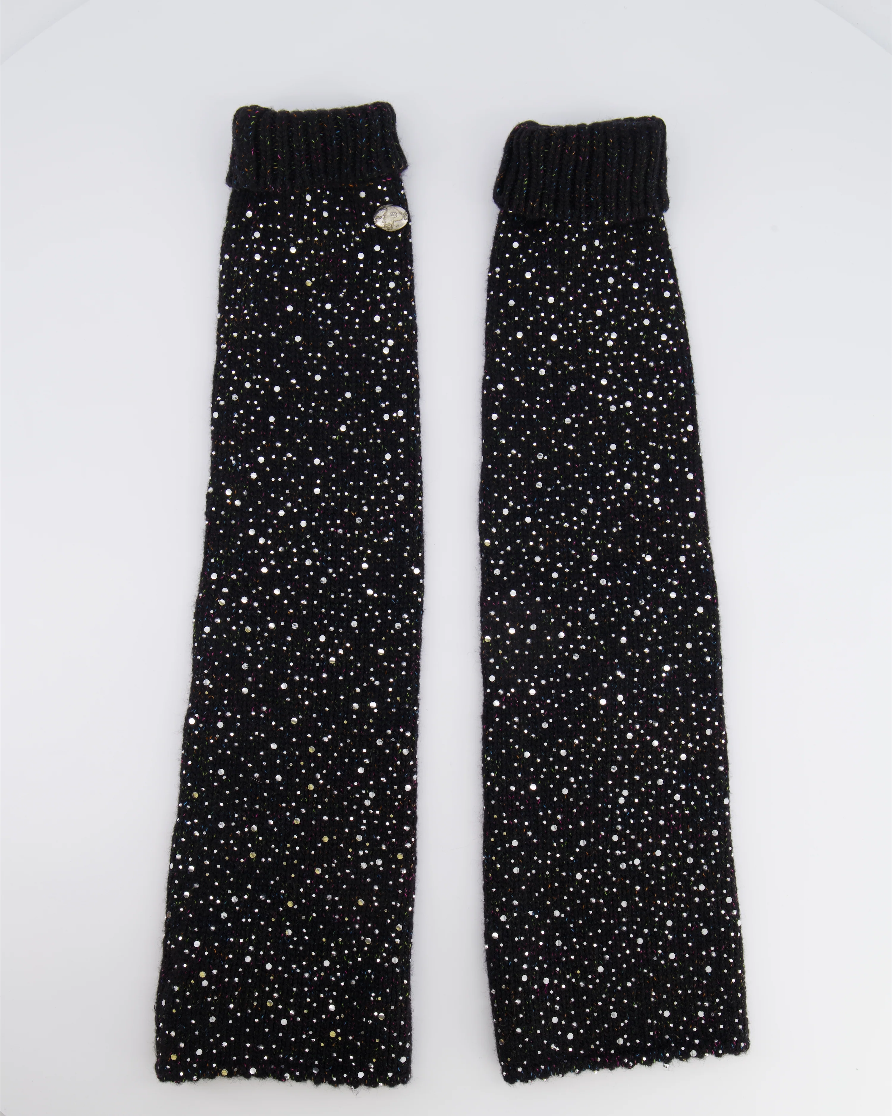 Chanel Black and Multi-Colour Wool Knitted Long Mitten Gloves with Silver Sequin Embellishments Size M - Image 5