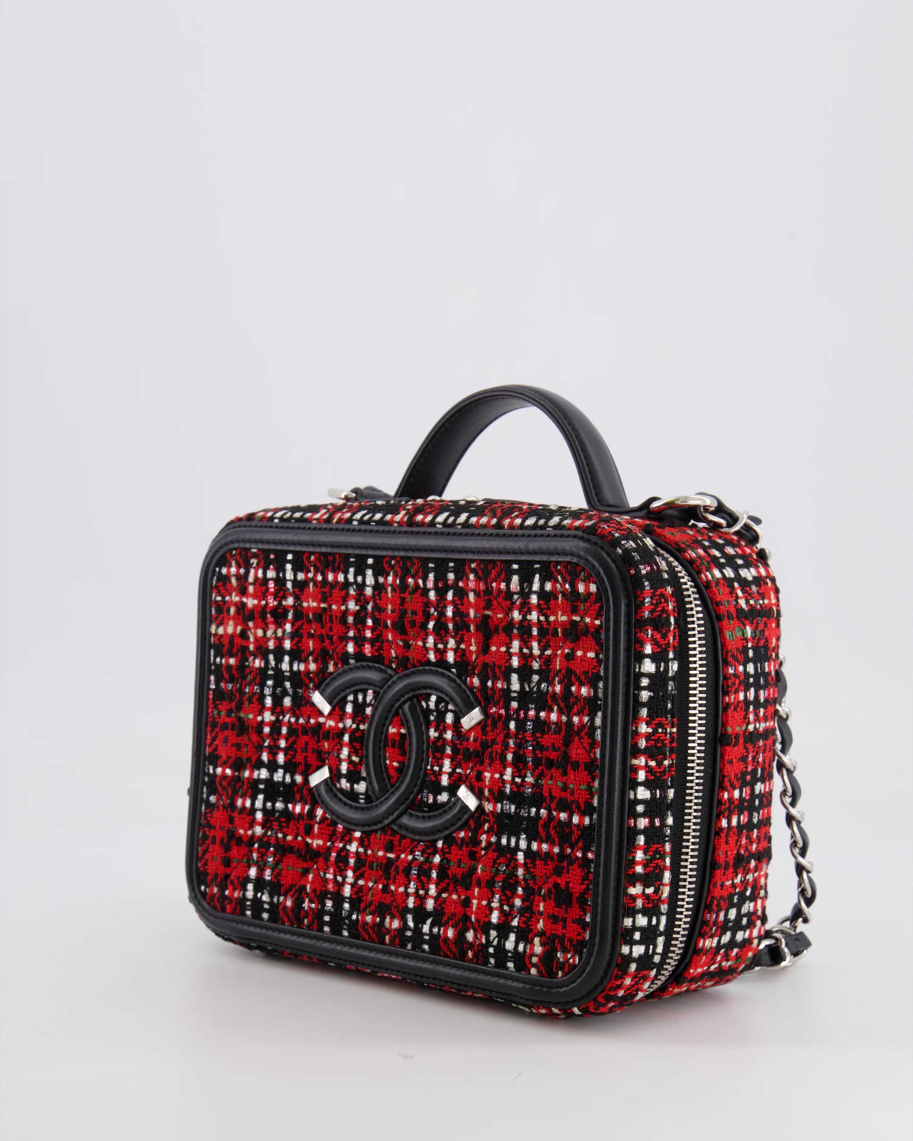 Chanel Black and Red Medium CC Filigree Vanity Case Bag in Tweed with Silver Hardware and Chain Detail - Image 15