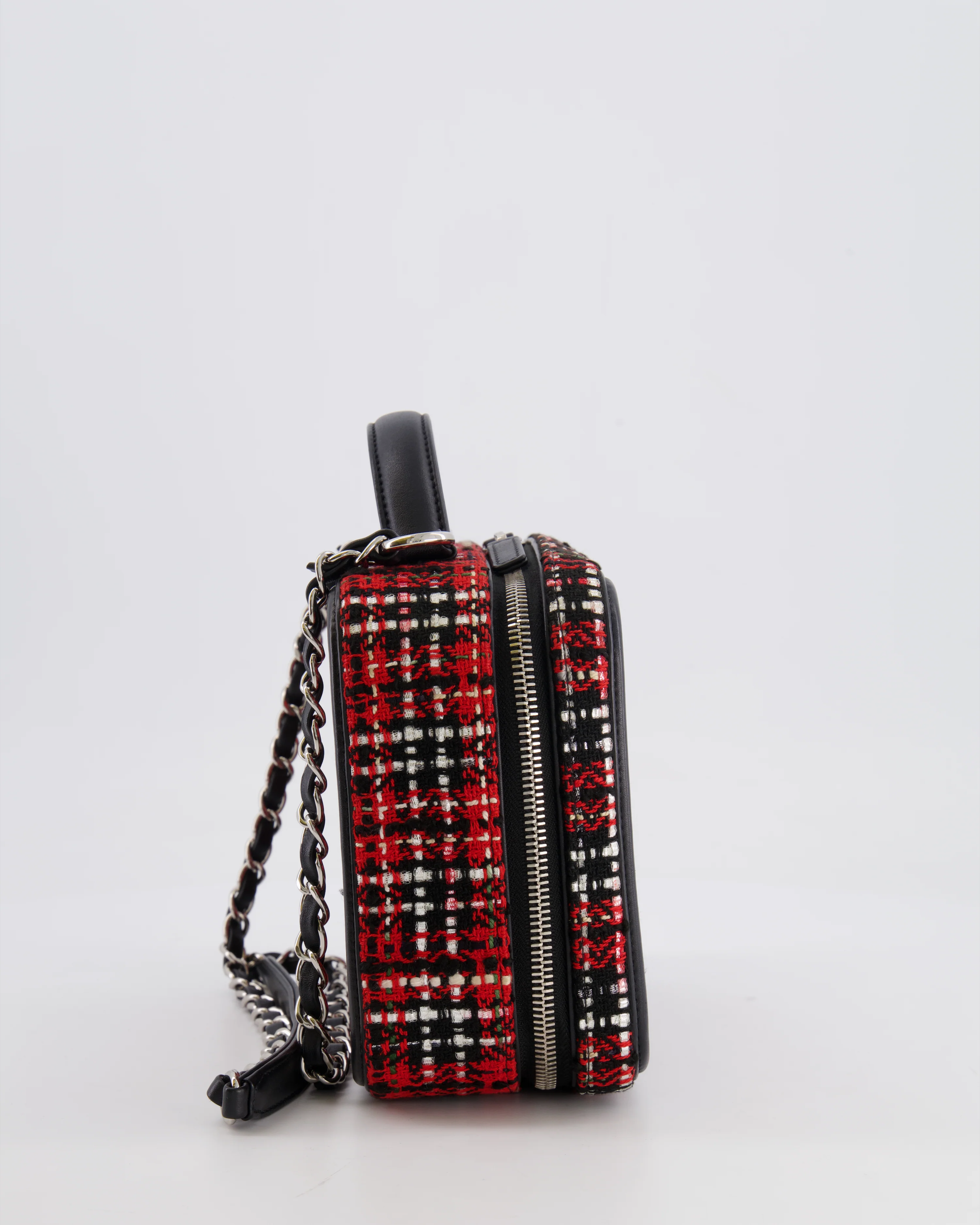 Chanel Black and Red Medium CC Filigree Vanity Case Bag in Tweed with Silver Hardware and Chain Detail - Image 8
