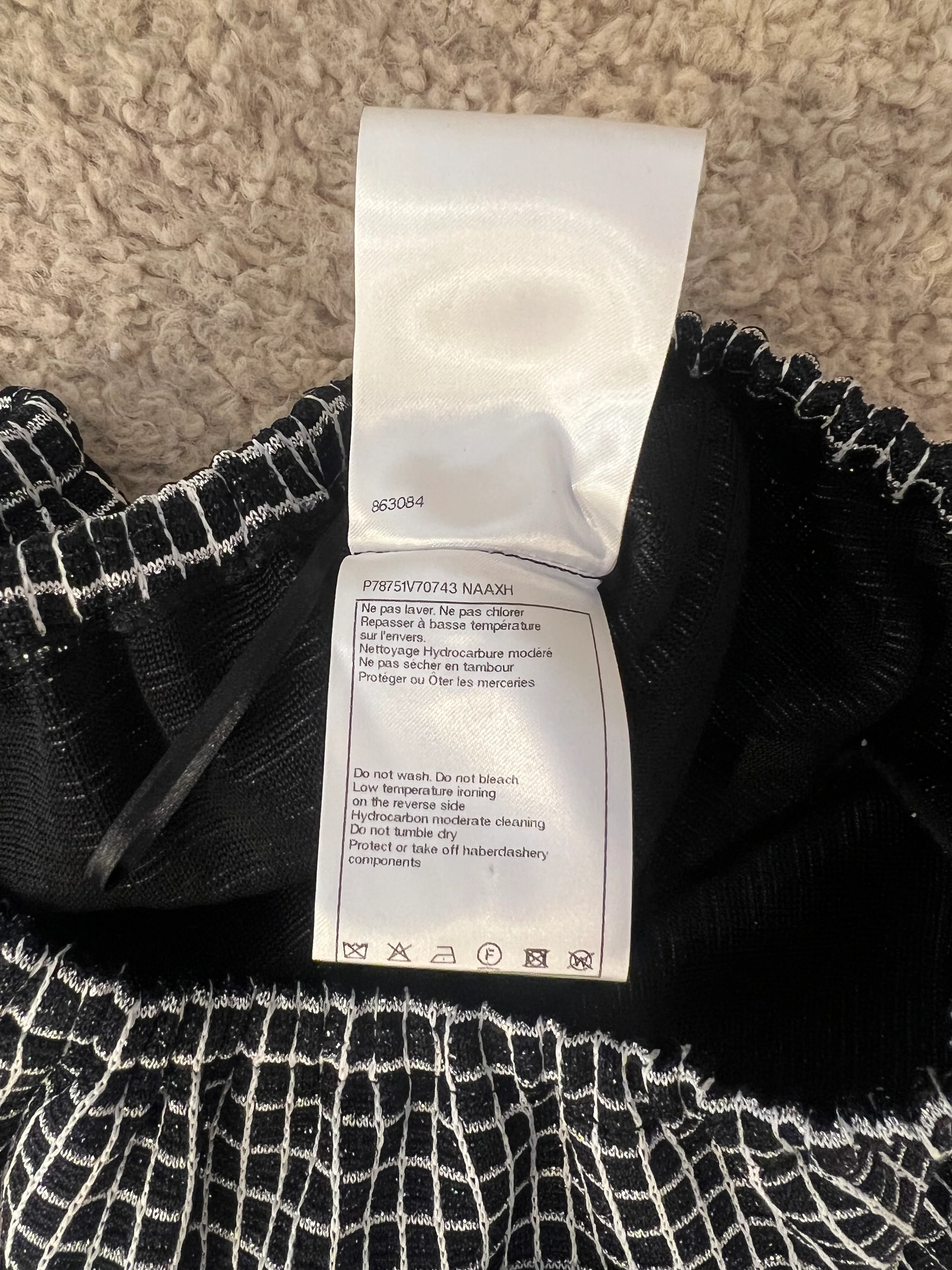 Chanel Black and White Checkered Micro Shorts with Silver Metallic Details and Silver CC Logo Buttons Size FR 36 (UK 8) - Image 15