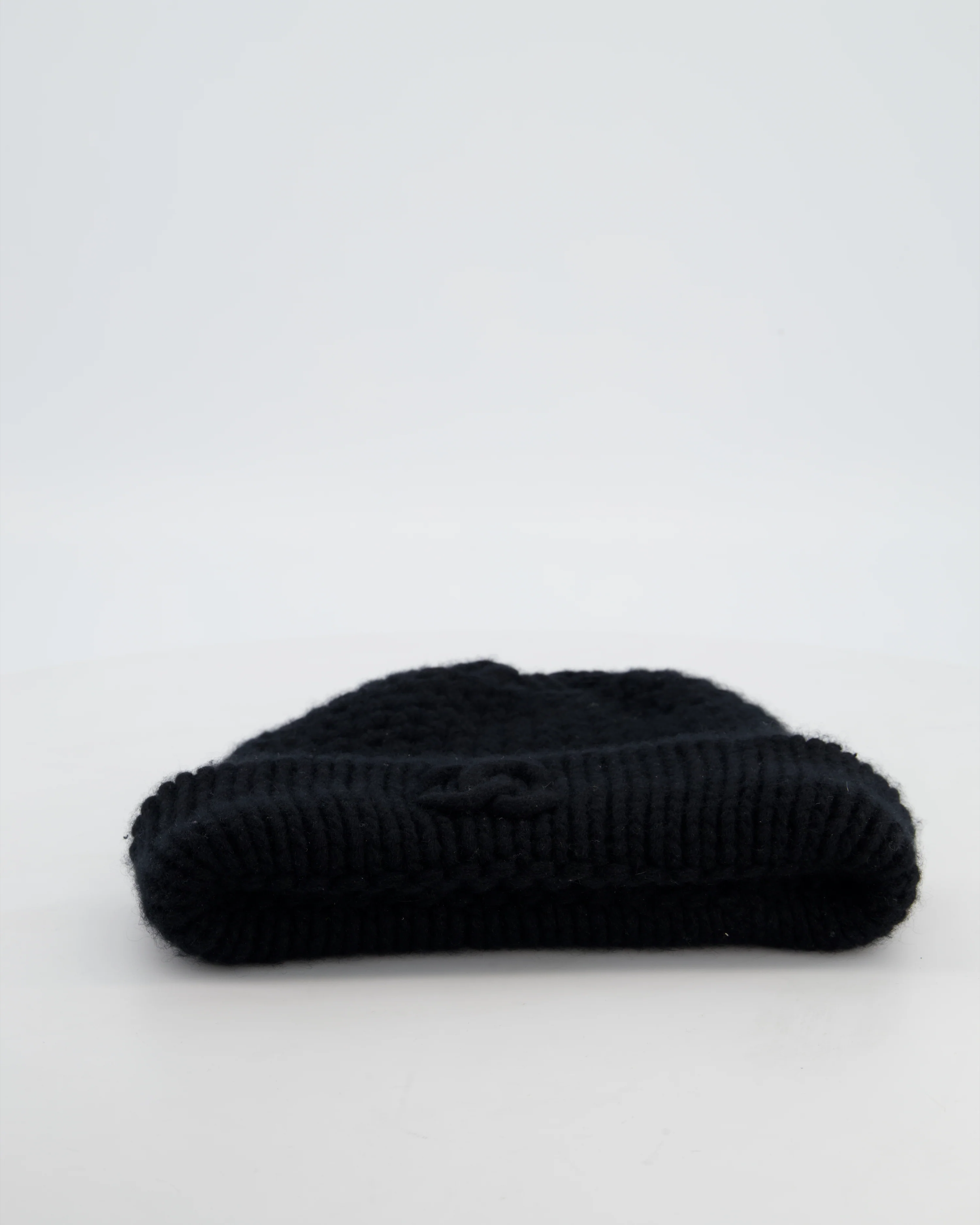 Chanel Black Cashmere Beanie Hat with CC Logo OS - Image 6