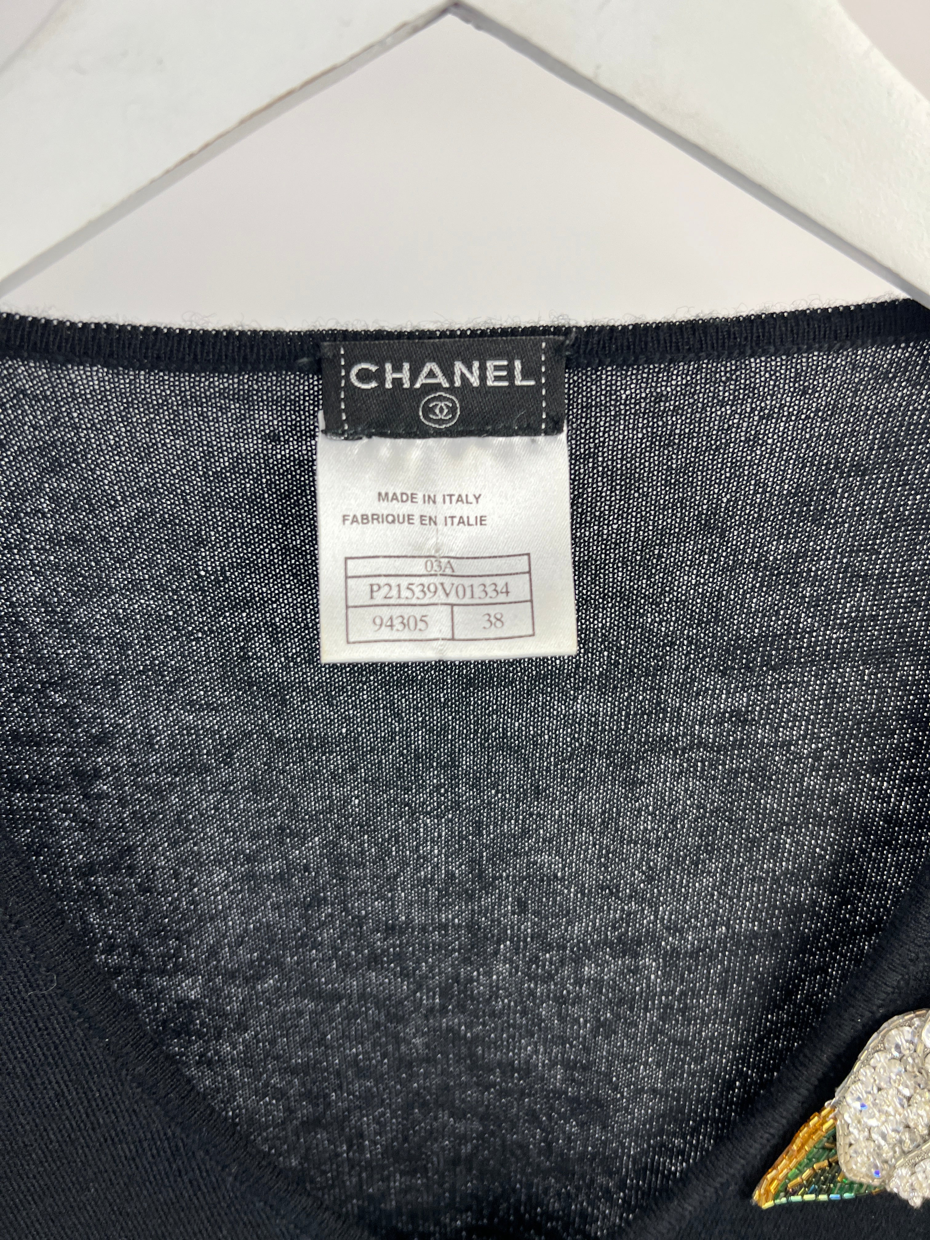 Chanel Black Cashmere V-Neck Jumper with Embellished Flowers FR 38 (UK 10) - Image 15
