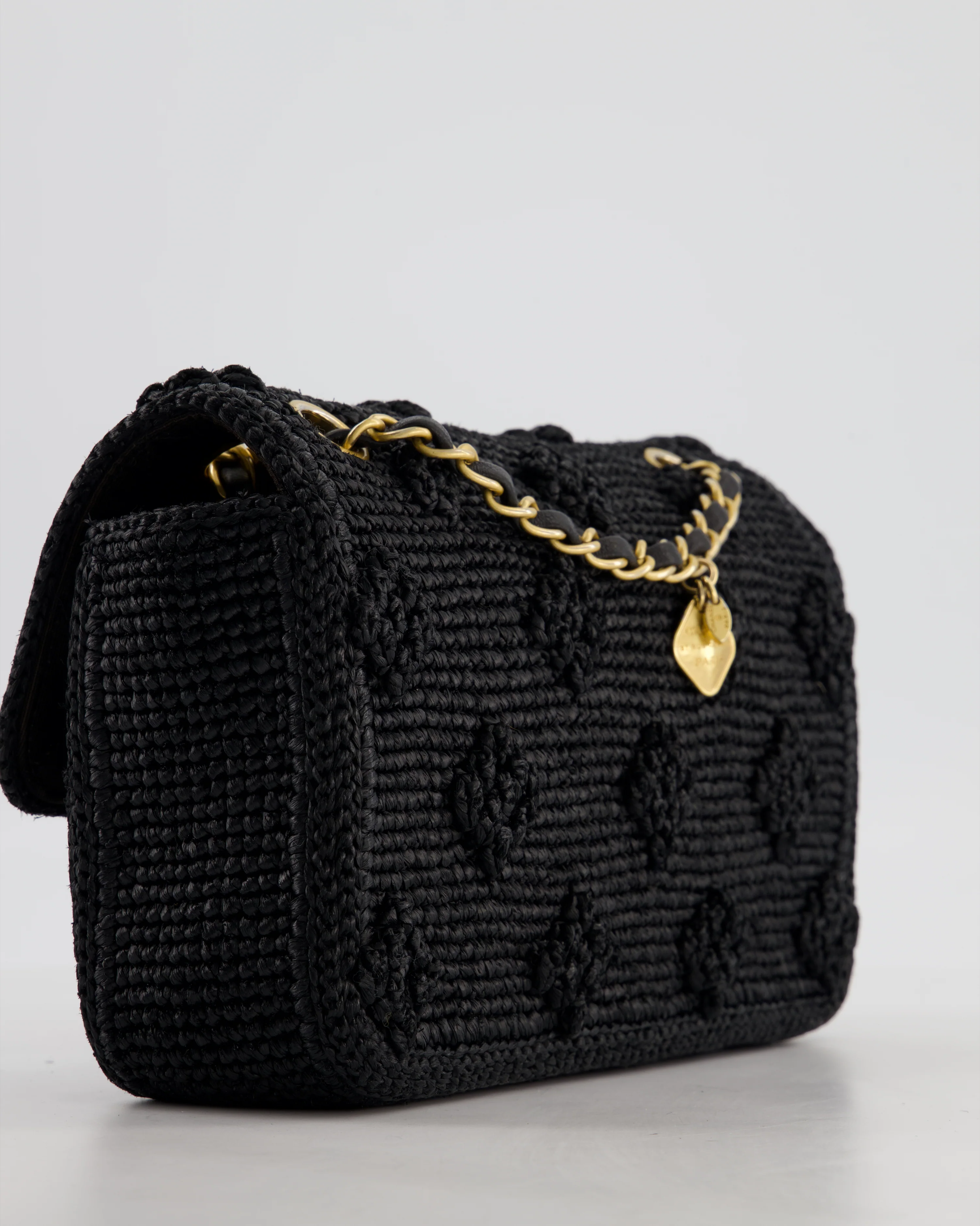 *HOT* Chanel Black Crocheted Raffia Small Single Flap Cross-Body Bag with Antique Gold Hardware - Image 15