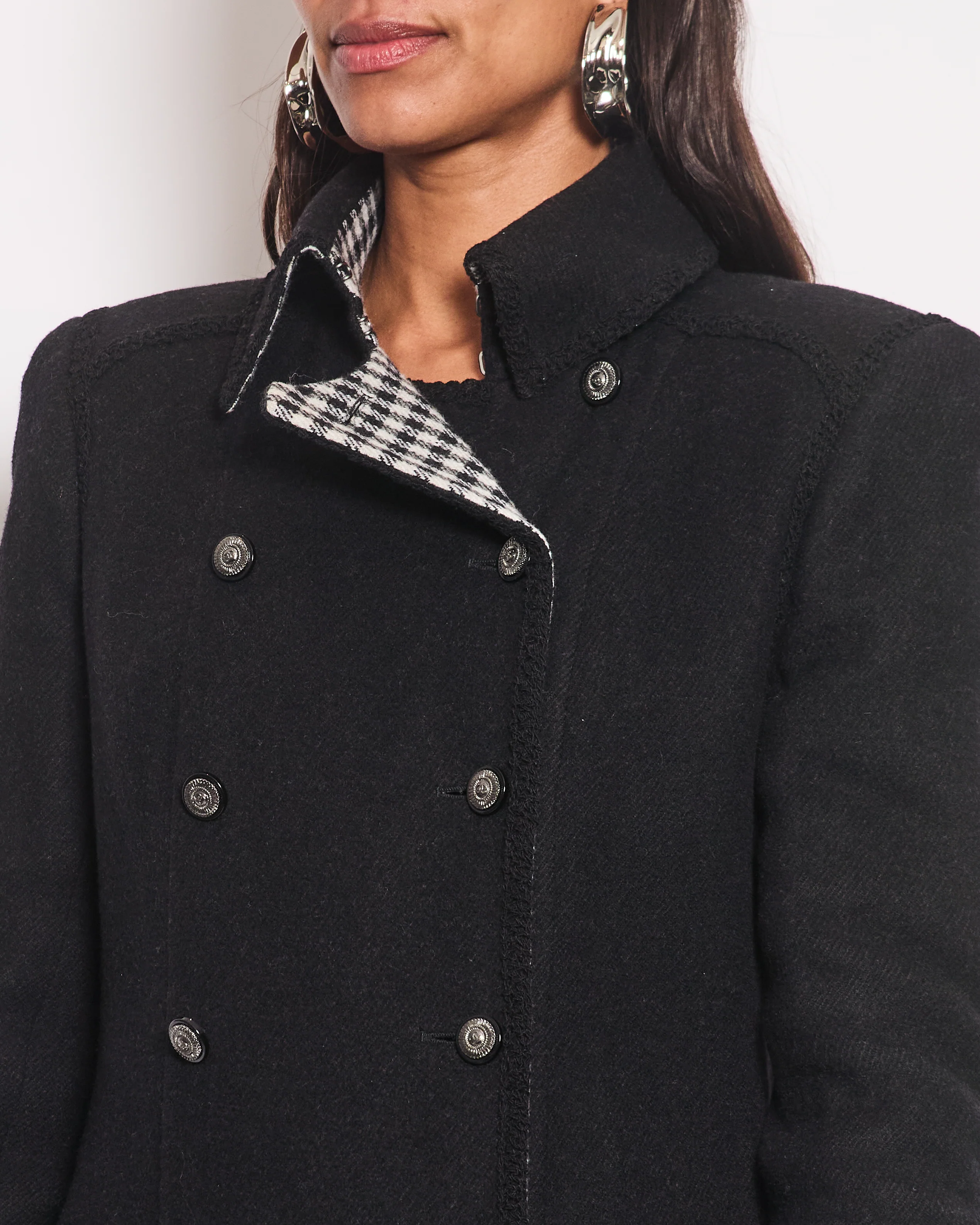 Chanel Black Double Breasted Coat with Houndstooth Print and CC Button Detail Size FR 40 (UK 12) - Image 4