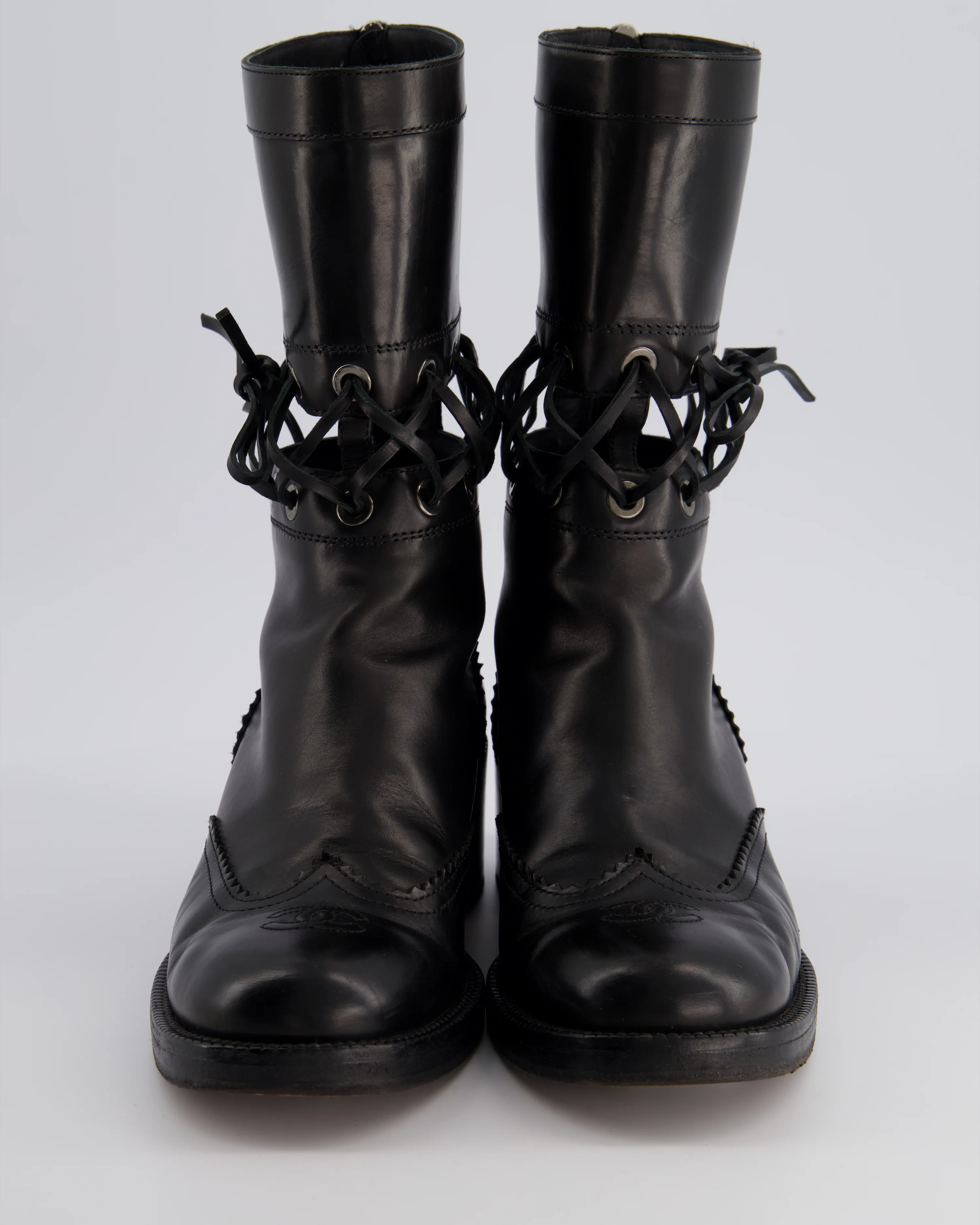 *RUNWAY* Chanel Black Lace Up Insert Detail CC Logo Boots Size EU 40.5 - Image 4