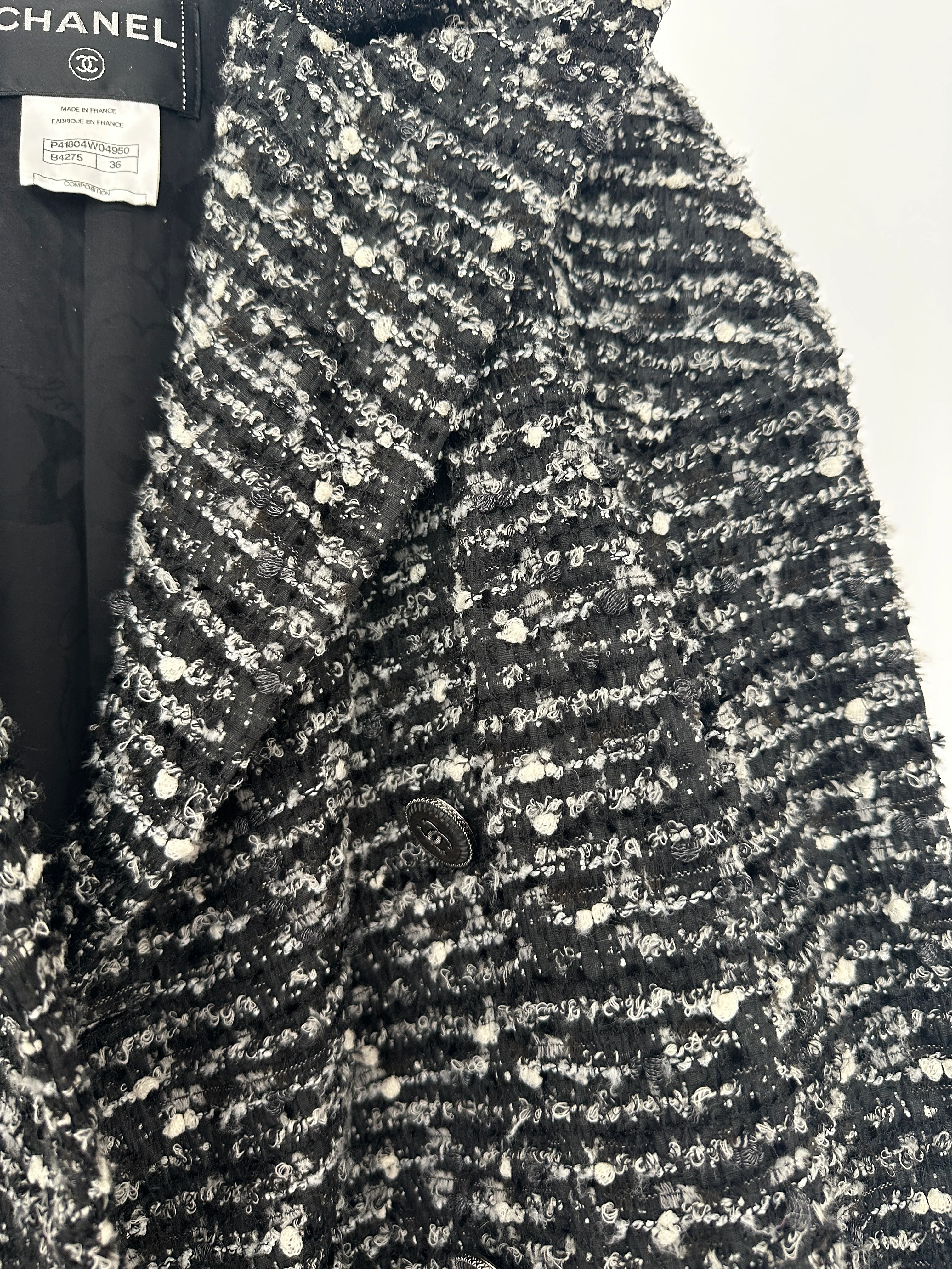 Chanel Black, Grey & White Tweed Double Breasted Jacket with Black CC Logo Buttons Size FR 36 (UK 8) - Image 10