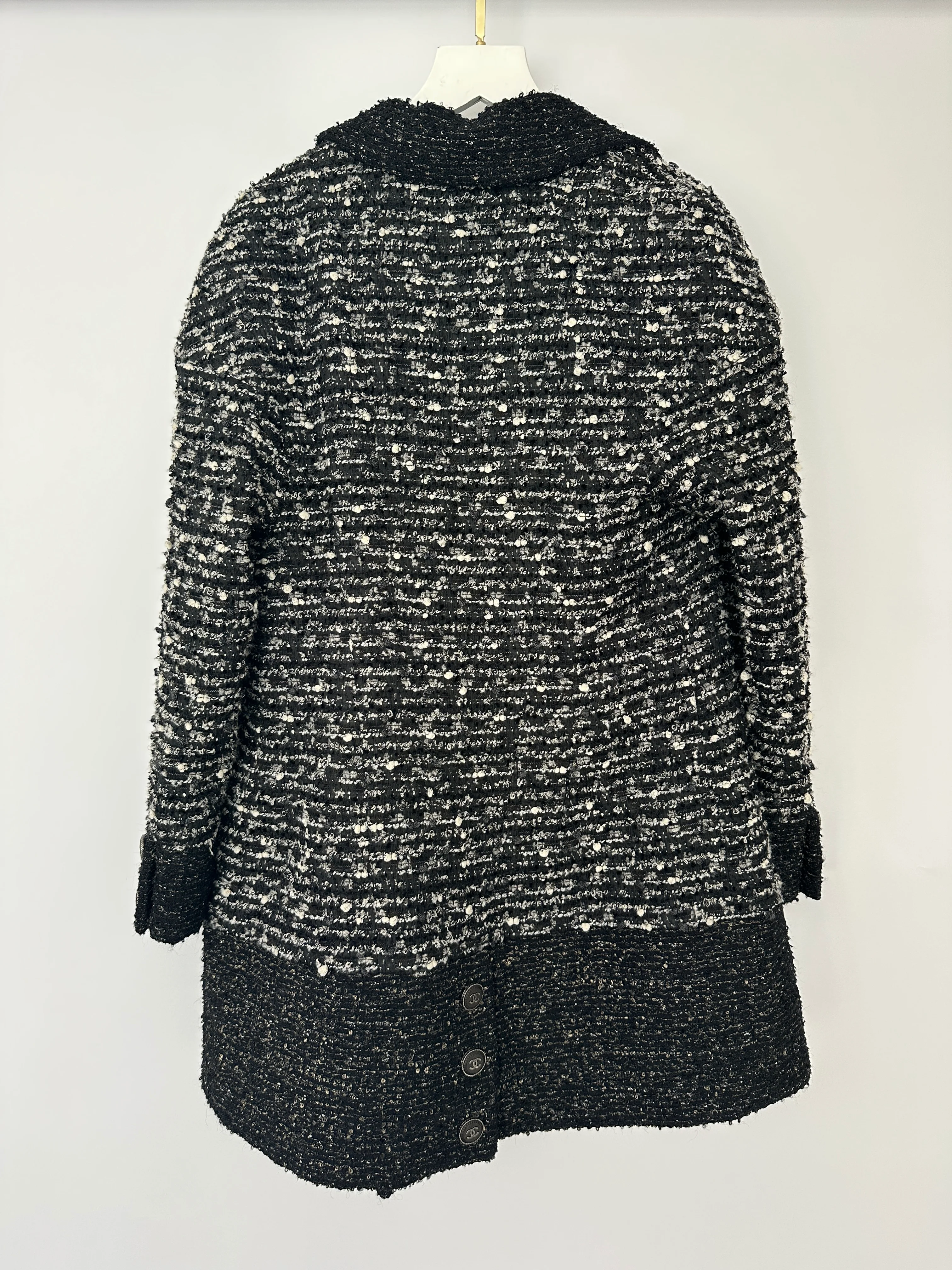 Chanel Black, Grey & White Tweed Double Breasted Jacket with Black CC Logo Buttons Size FR 36 (UK 8) - Image 11