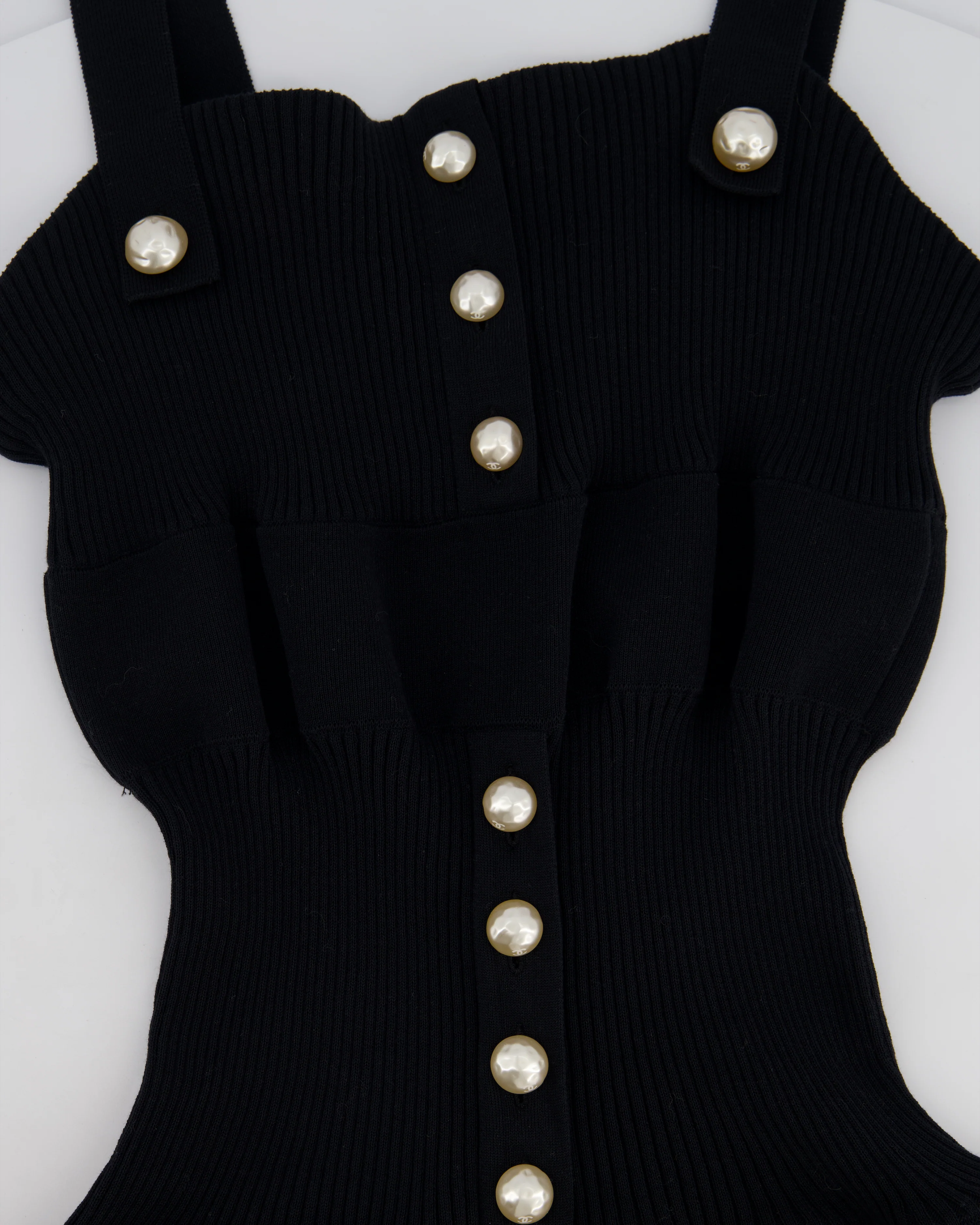 Chanel Black Knit Sleeveless Dress with Pearl Button Details Size FR 38 (UK 10) - Image 7