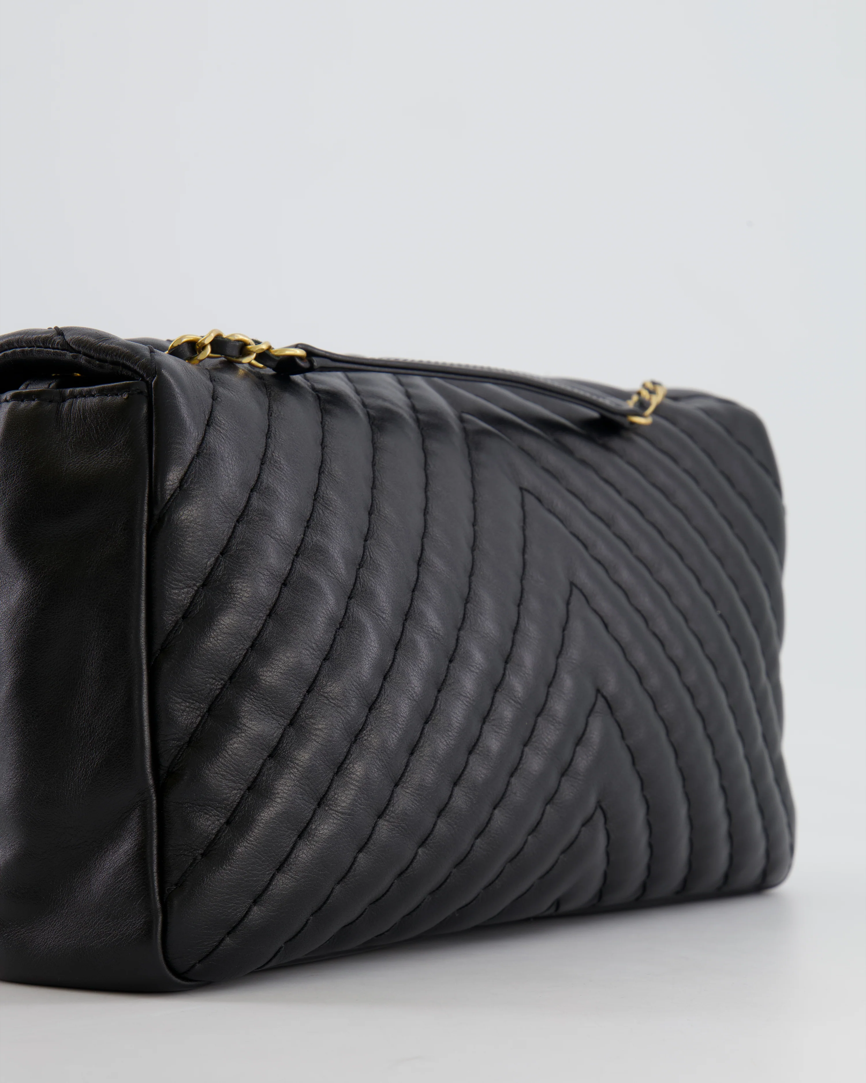 Chanel Black Large Single Flap Bag in Chevron Lambskin Leather with Gold Hardware and CC Medallion Detail - Image 16