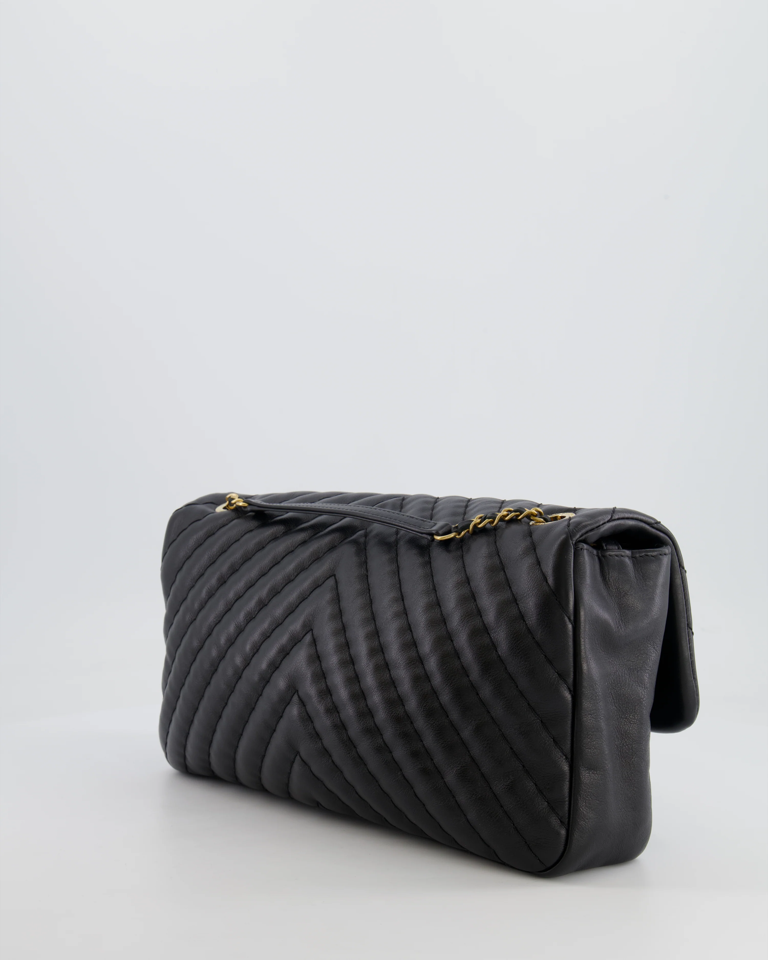 Chanel Black Large Single Flap Bag in Chevron Lambskin Leather with Gold Hardware and CC Medallion Detail - Image 8