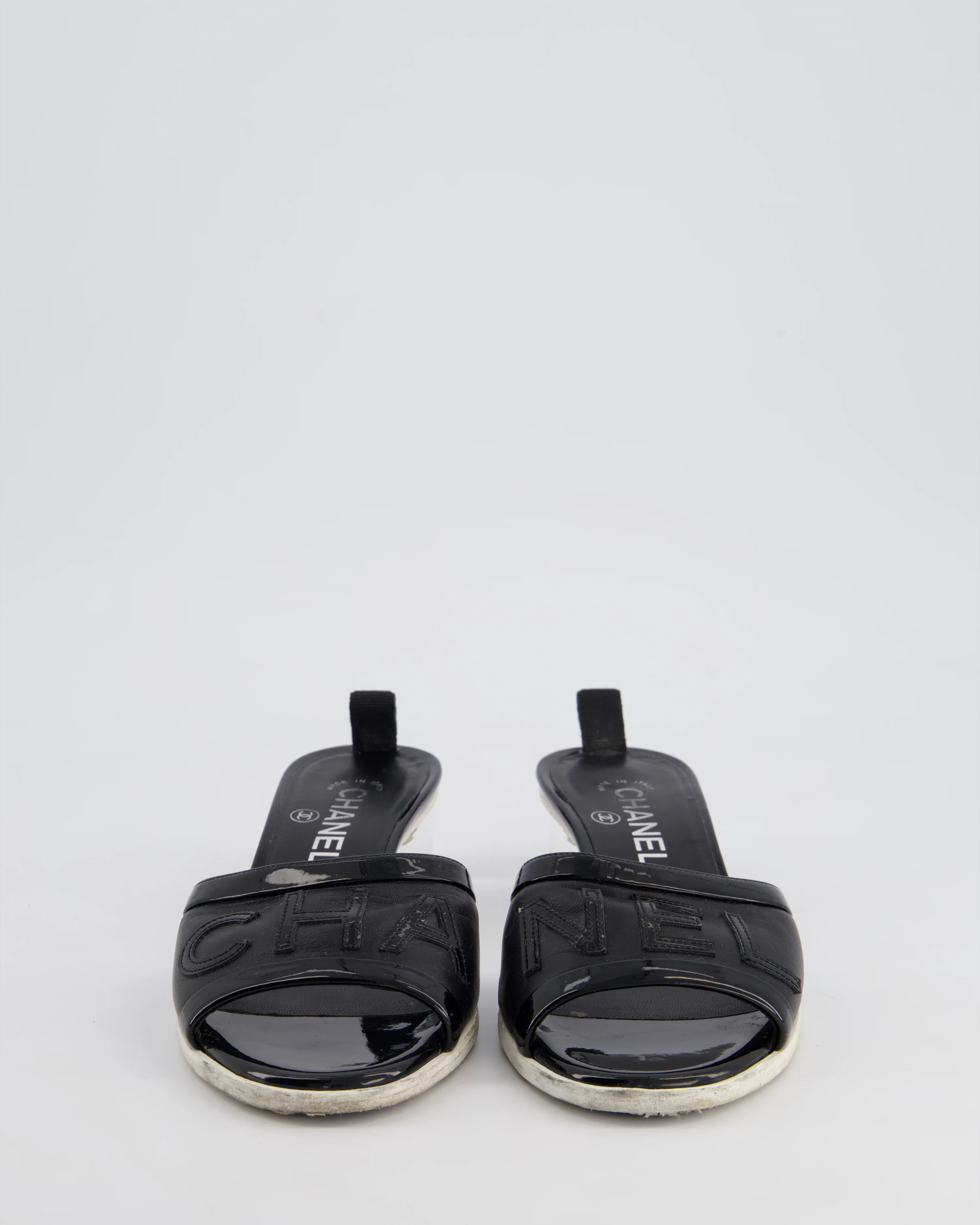 Chanel Black Leather Mules with CC Logo Details Size EU 37 (UK 4) - Image 3