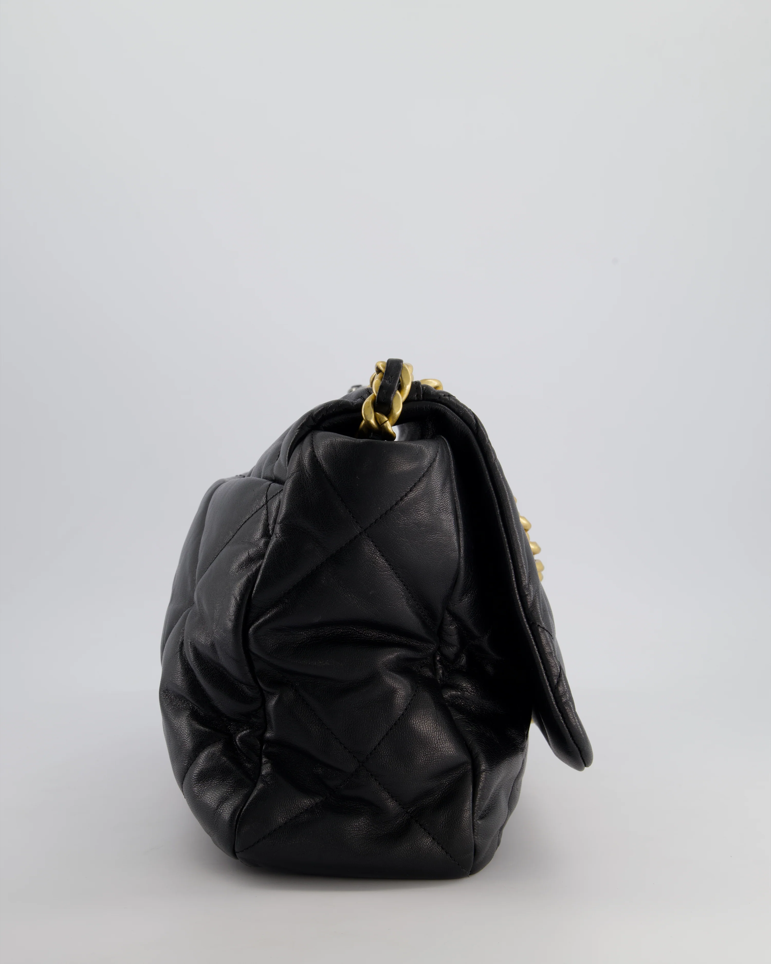 Chanel Black Maxi 19 Bag in Quilted Goatskin Leather with Mixed Hardware - Image 4