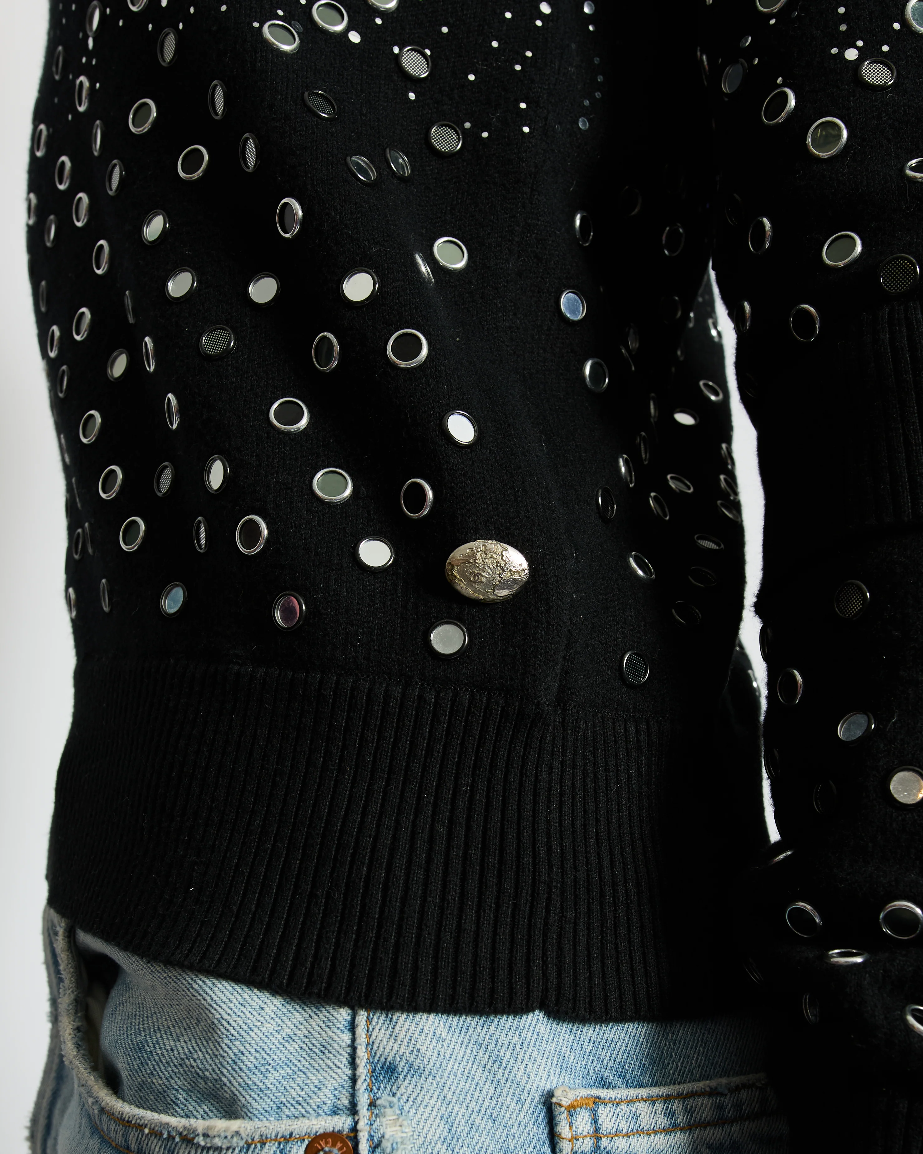 Chanel Black Mirror Embellished Jumper with CC Logo and Sequin Details Size FR 34 (UK 6) - Image 3