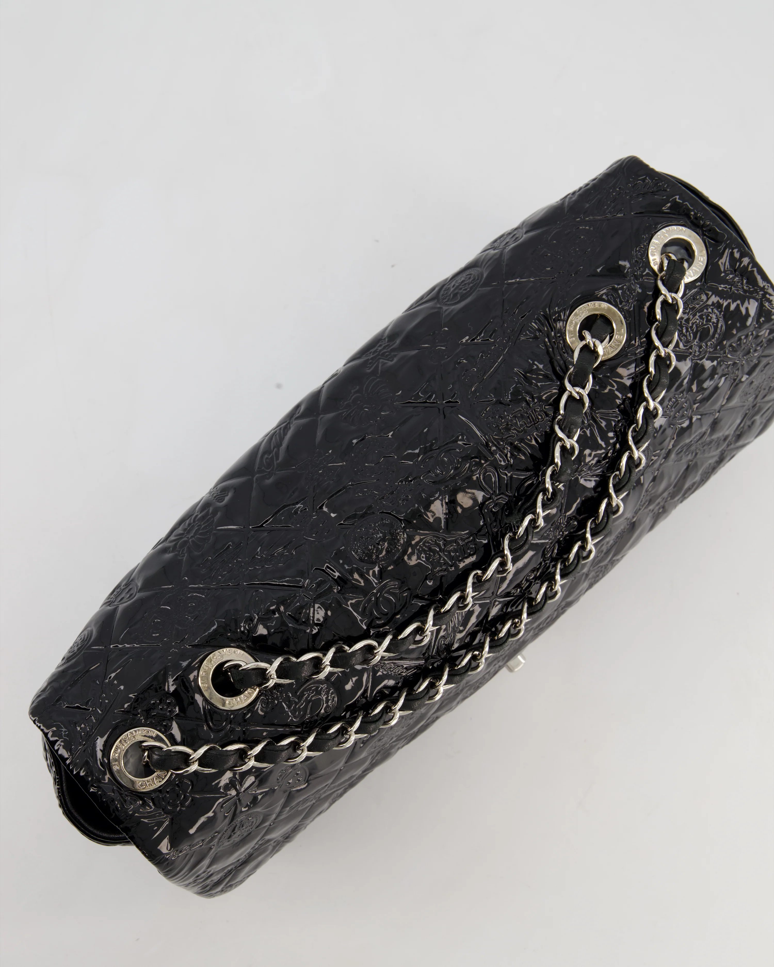 Chanel Black Patent East West Single Flap Bag with Embossed Charm Details and Silver Hardware - Image 16