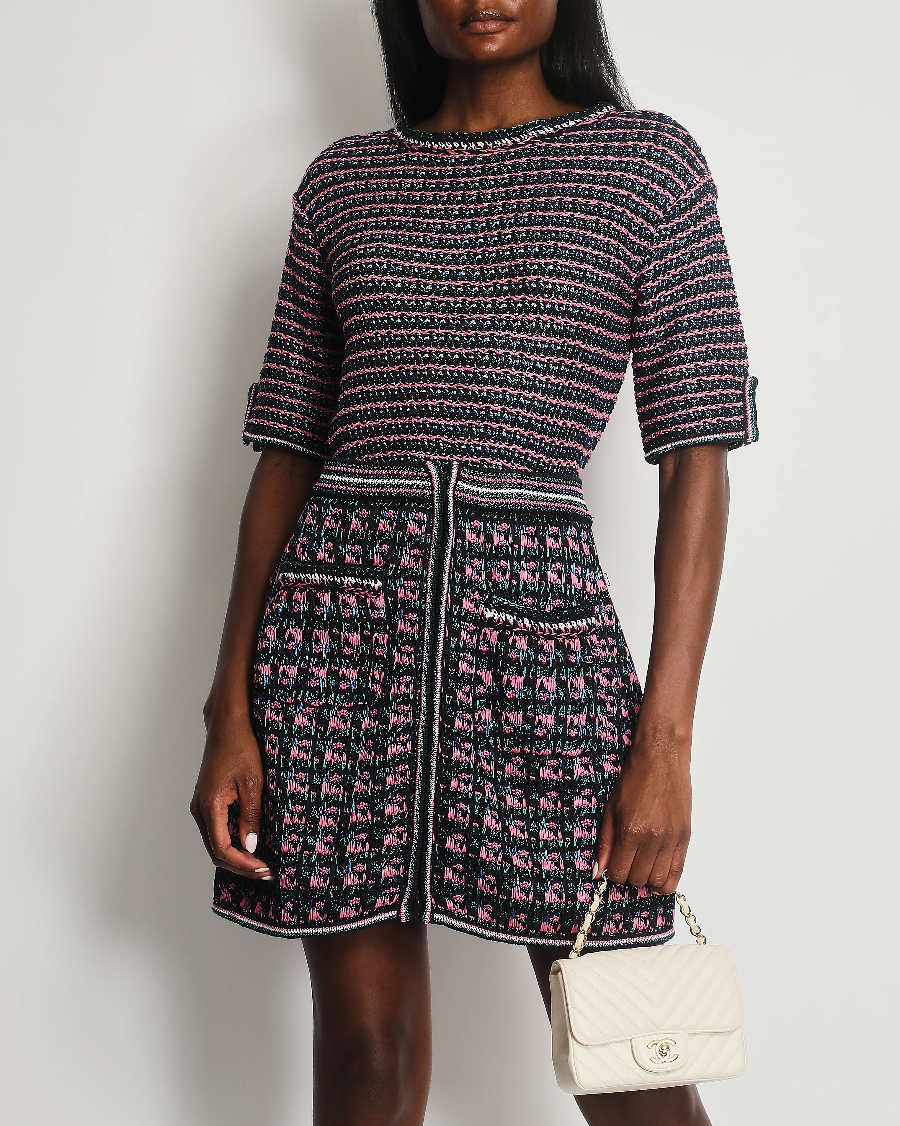 Chanel Black, Pink and Green Tweed Top and Mini Skirt Set with Metallic Fibres Size FR  38 (UK 10) - Image 2