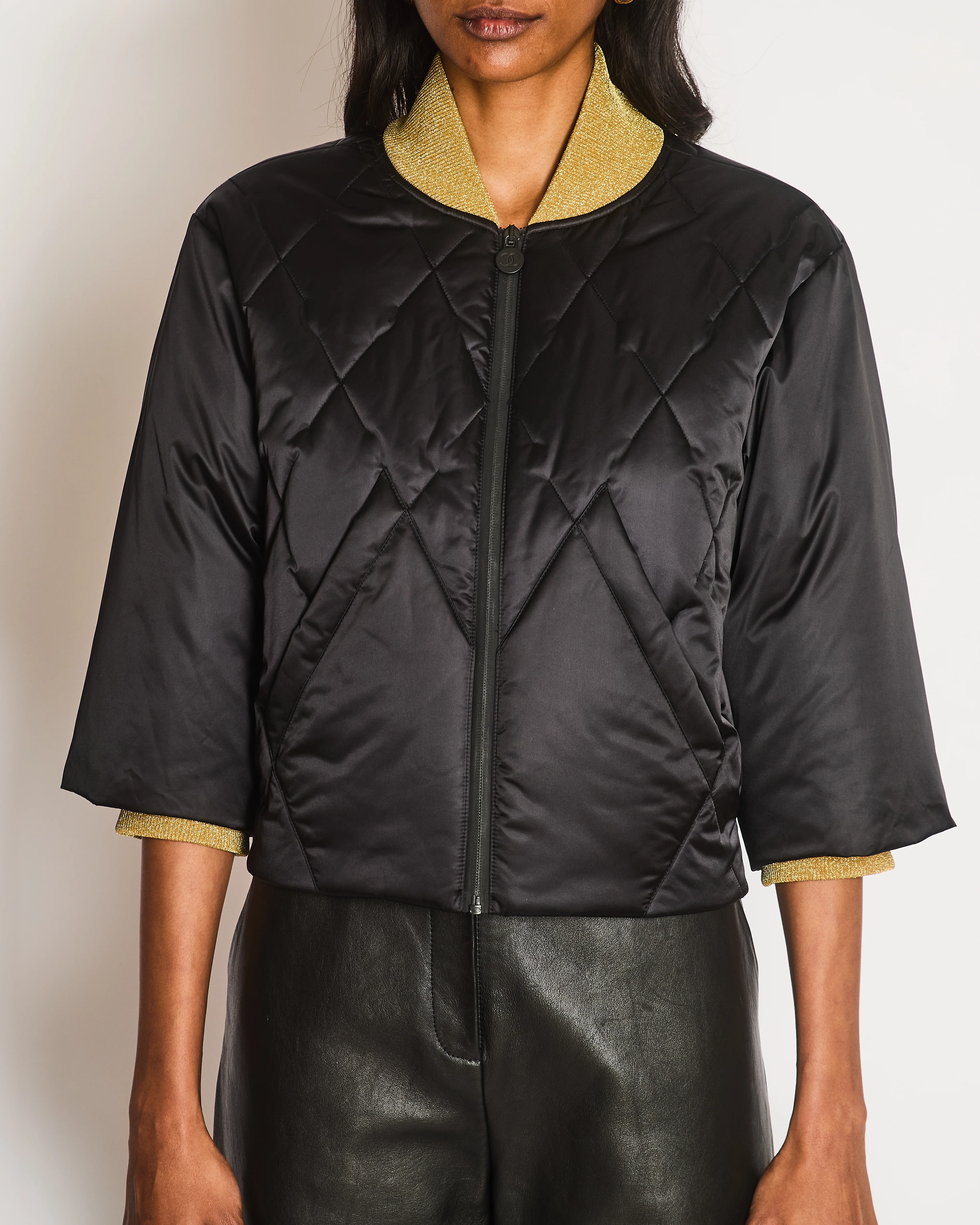 Chanel 17A Black Quilted Cropped Puffer Jacket with Gold Cuffs and Black CC Logo Zipper Size FR 36 (UK 8) - Image 2