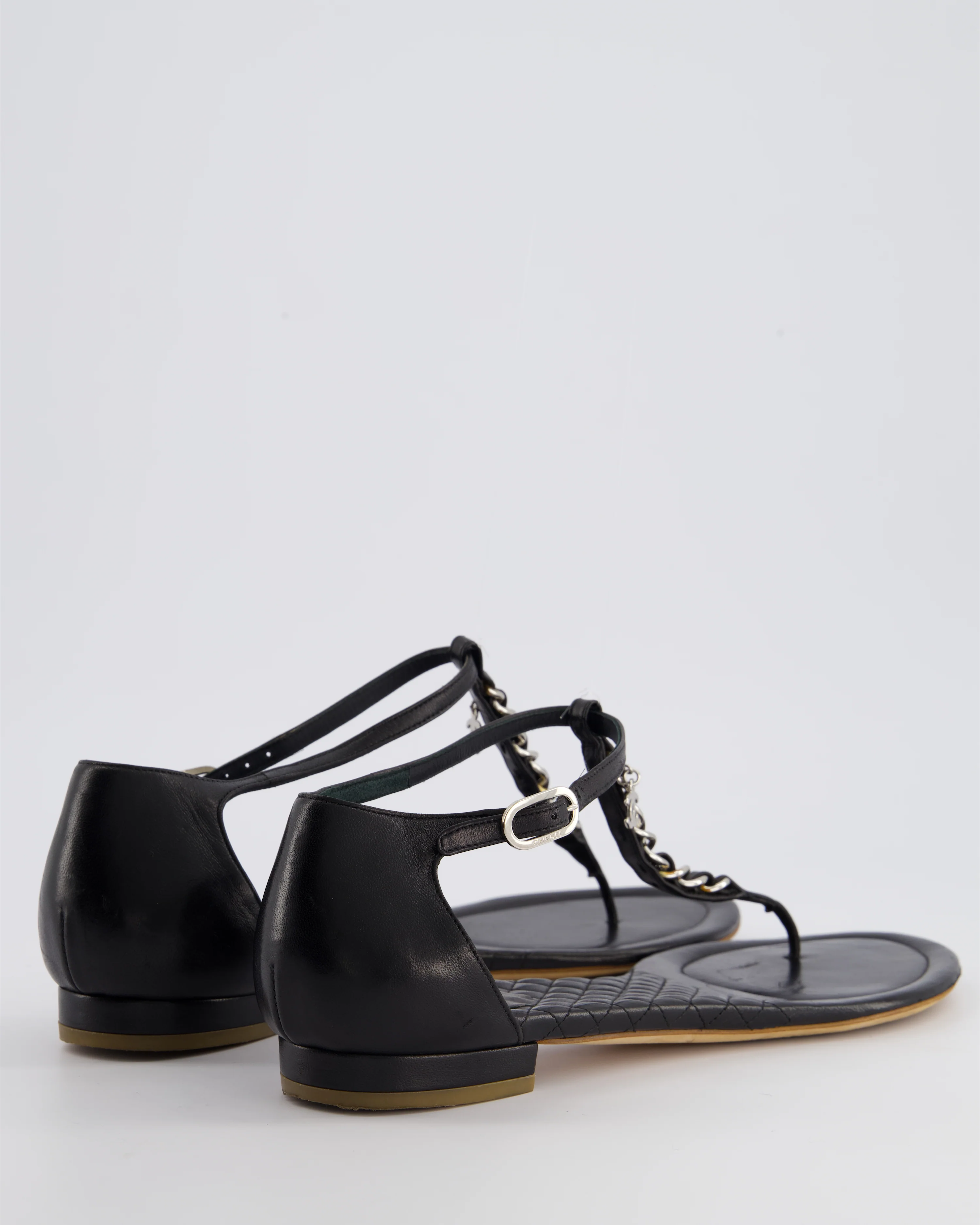 Chanel Black Leather Sandal with Chain CC Detail Size EU 40.5 - Image 4