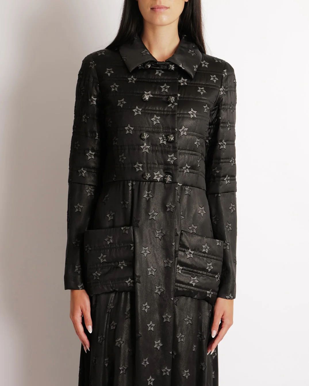 Chanel Cruise 2024 Black Shimmery Coat Dress with CC Logo Stars Embellishments and Black and Silver Crystal CC Logo Buttons Size FR 36 (UK 8) - Image 2