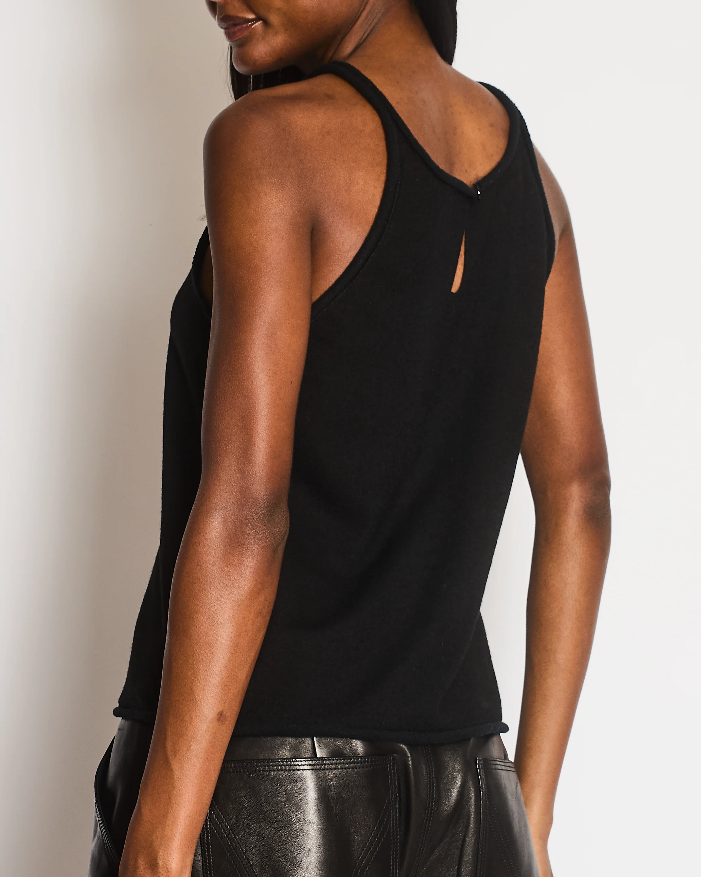 Chanel Black Sleeveless Tank Top with Flower Embellished Pattern and CC Logo Detail Size FR 38 (UK 10) - Image 3