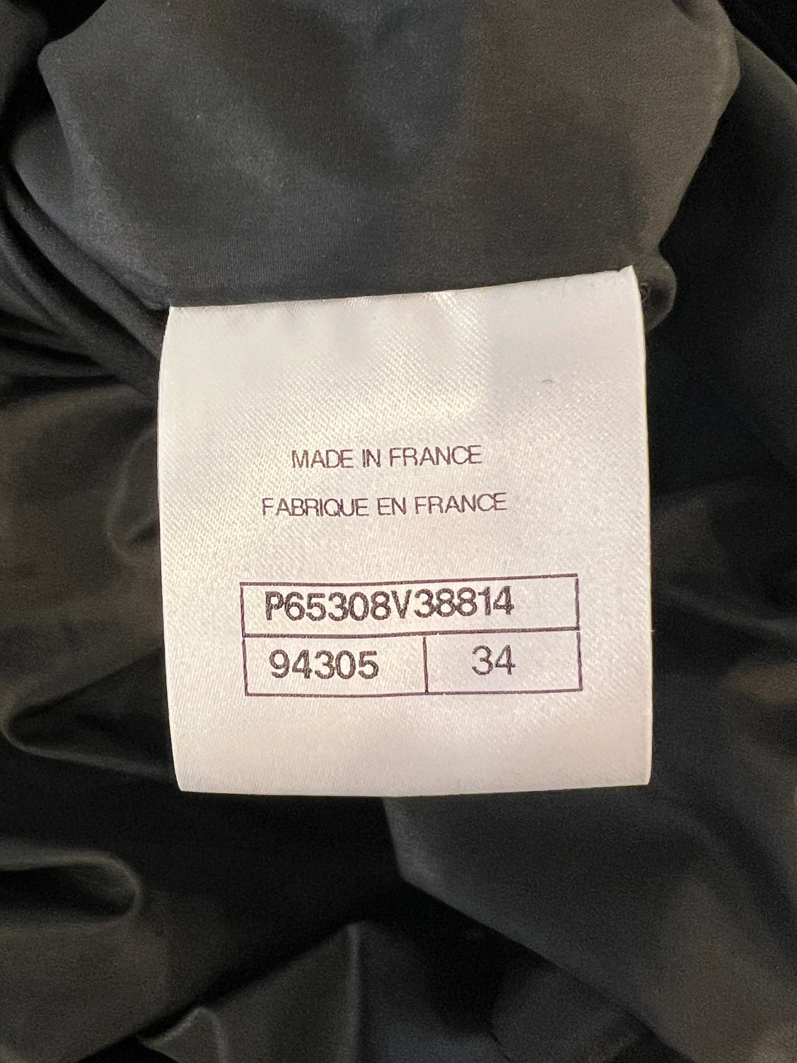 Chanel Black Velours Mini Dress with Black Tweed and Sequins Neckline Detail with Gold CC Logo Buttons Size FR 34 (UK 6) - Image 6