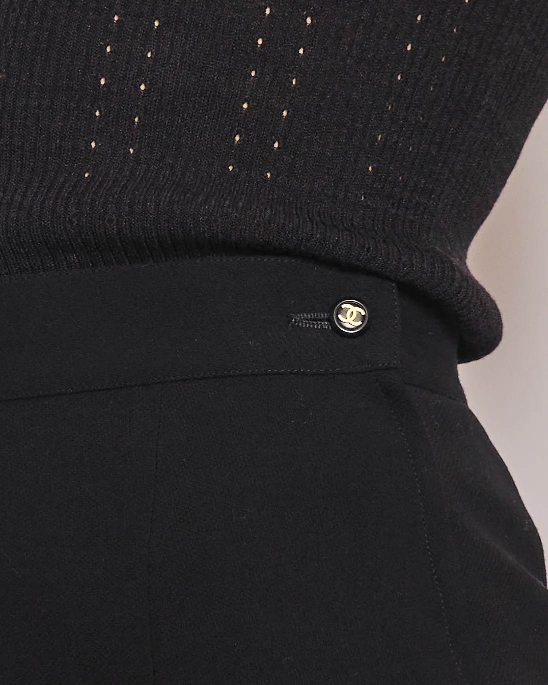Chanel Black Vintage A-Line Mini Skirt With Zig-Zag Stitch Detail Size FR 36 (UK 8) - Image 4