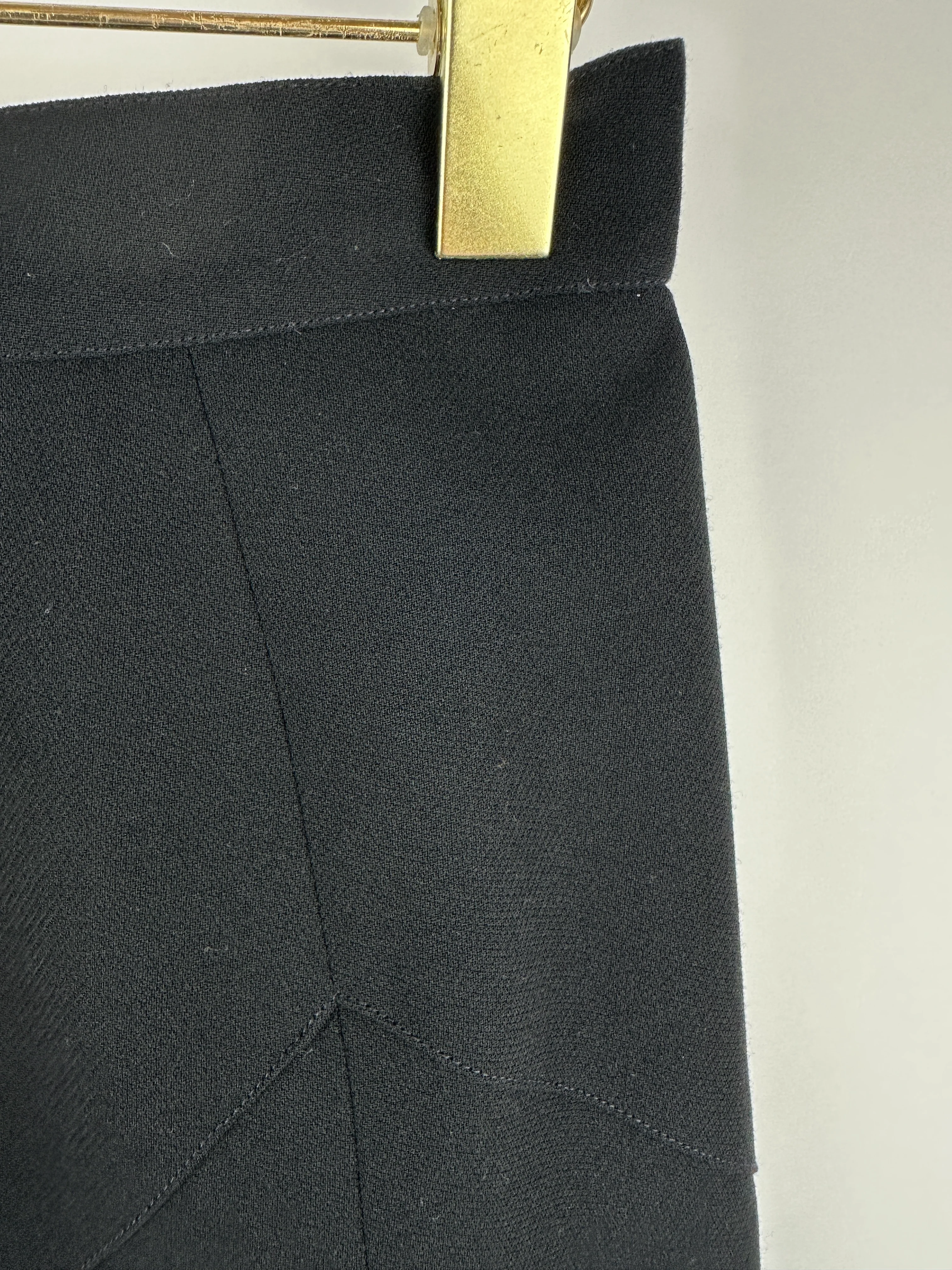 Chanel Black Vintage A-Line Mini Skirt With Zig-Zag Stitch Detail Size FR 36 (UK 8) - Image 9
