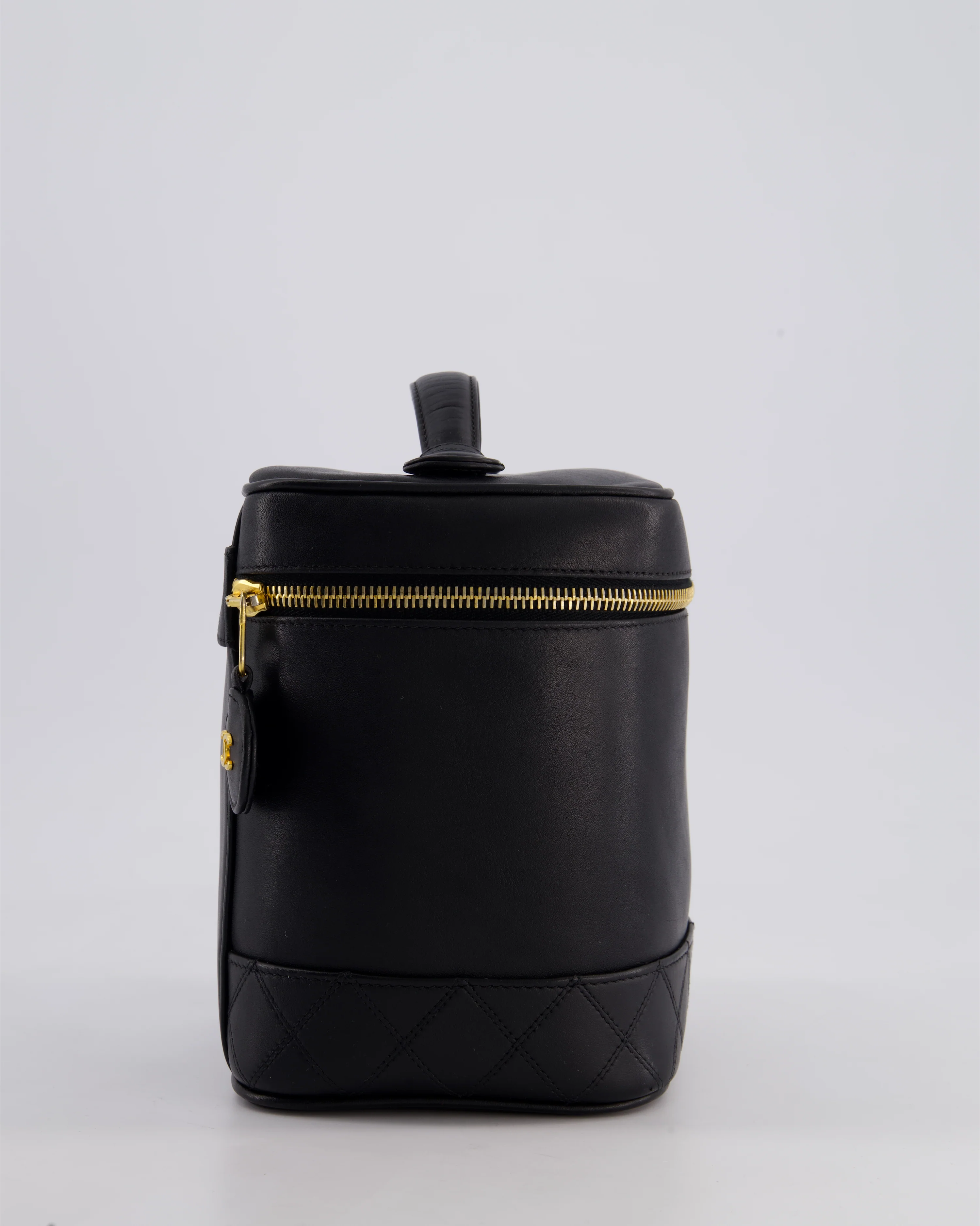 Chanel Black Vintage Leather Vanity Case with 24K Gold Hardware - Image 3