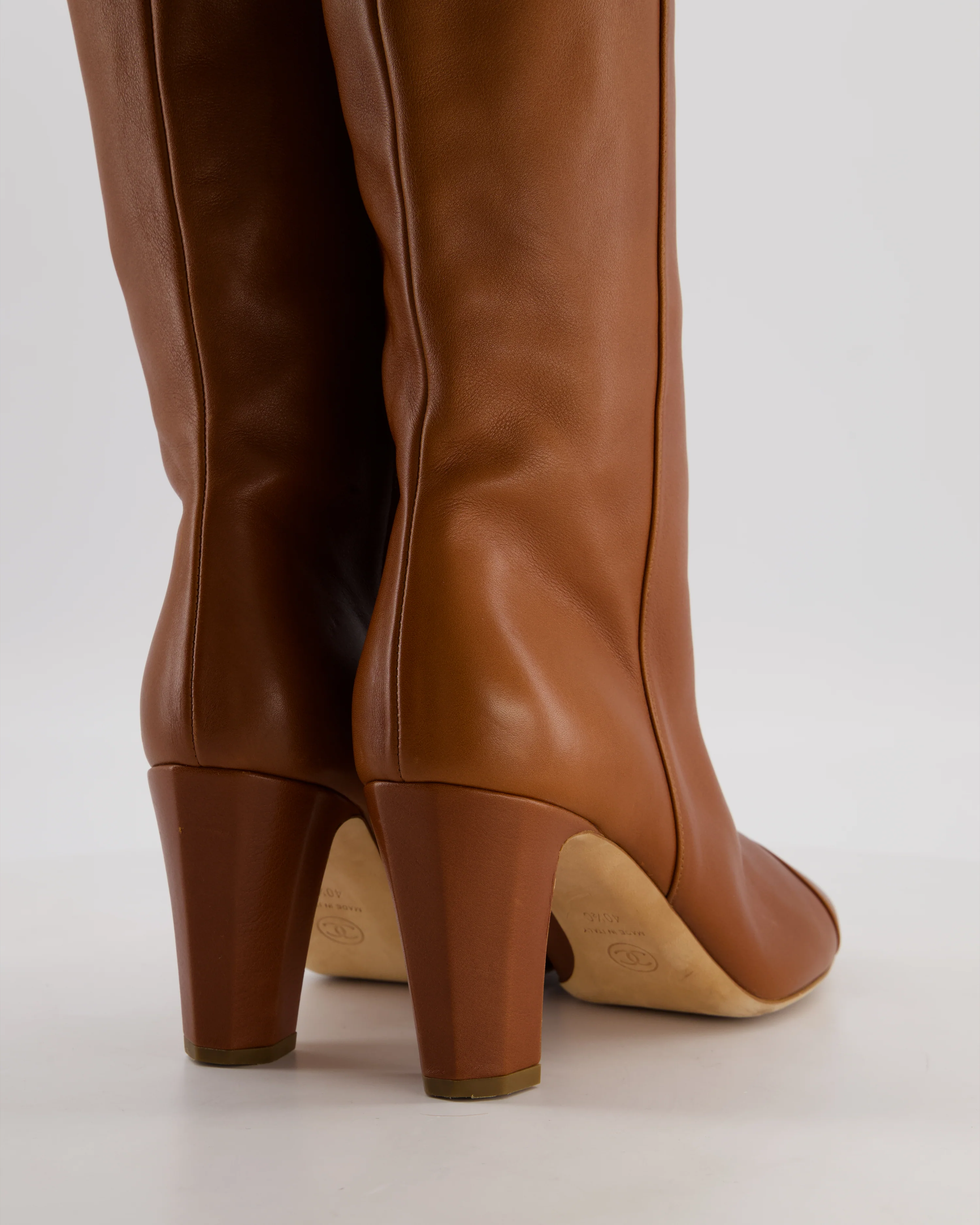Chanel Caramel Brown Over-the-Knee High Leather Boots with CC Logo Size EU 40.5C - Image 5