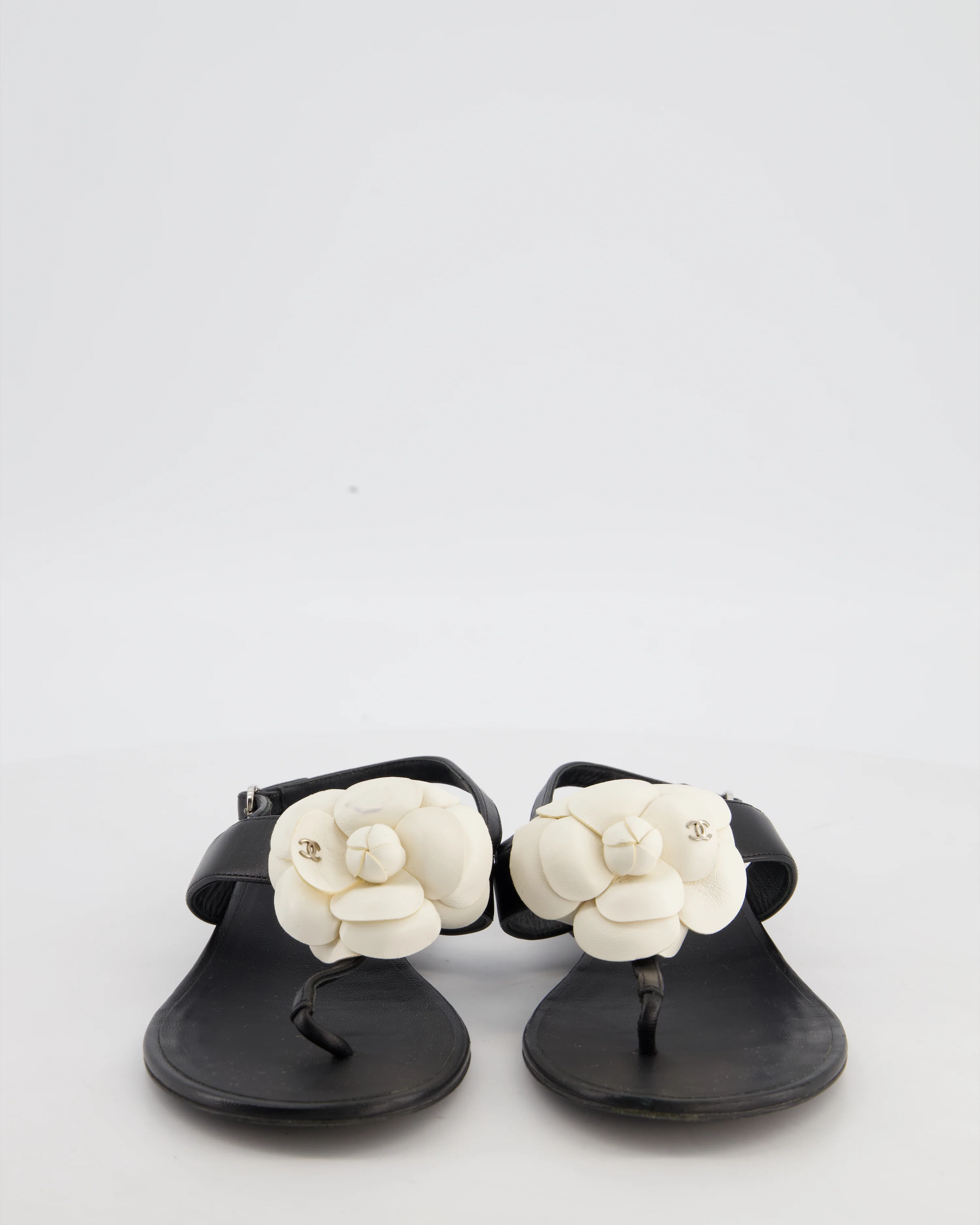 Chanel Black with Cream Camellia Detail Flat Leather Sandal Size EU 38.5C - Image 3