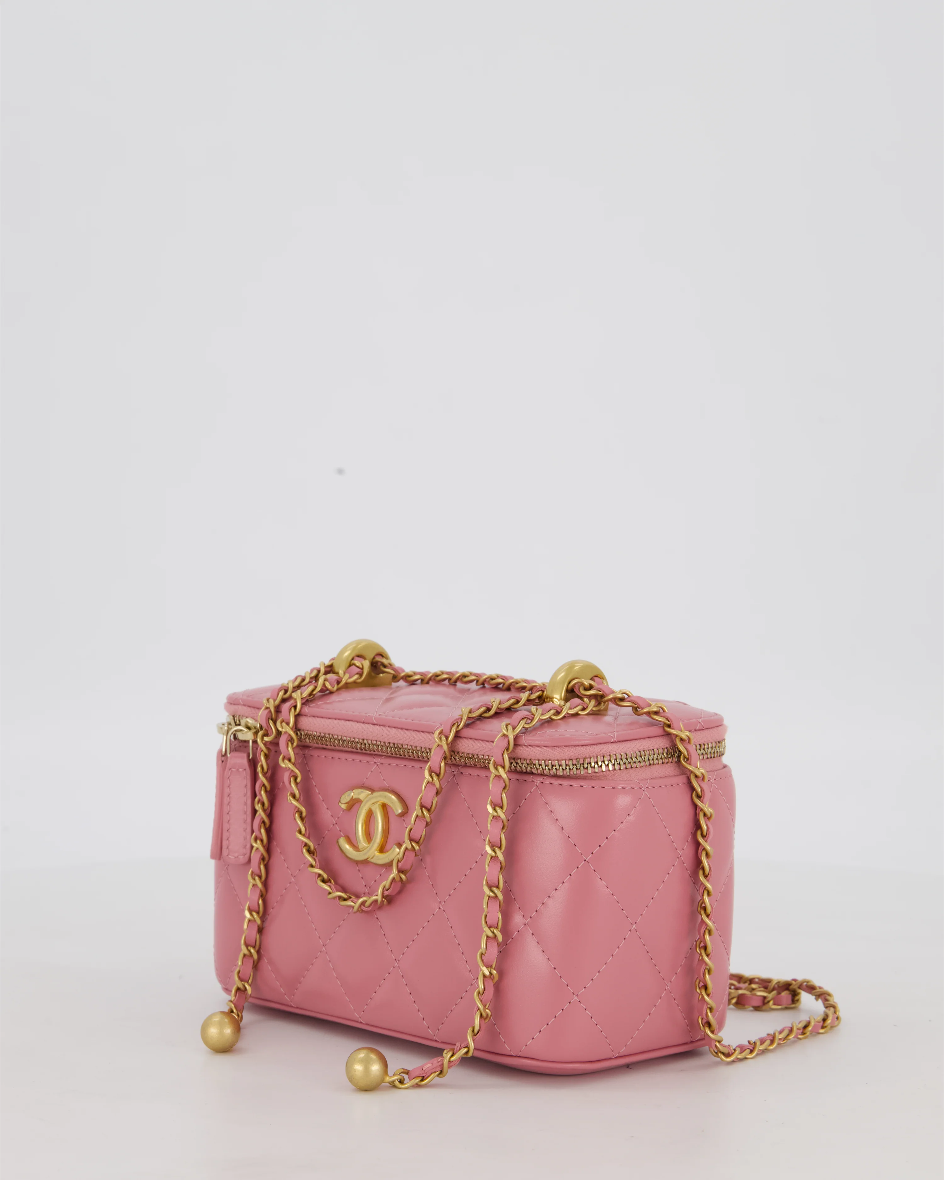 Chanel Candy Pink Vanity Case Bag in Quilted Lambskin Leather with Brushed Gold Hardware - Image 6