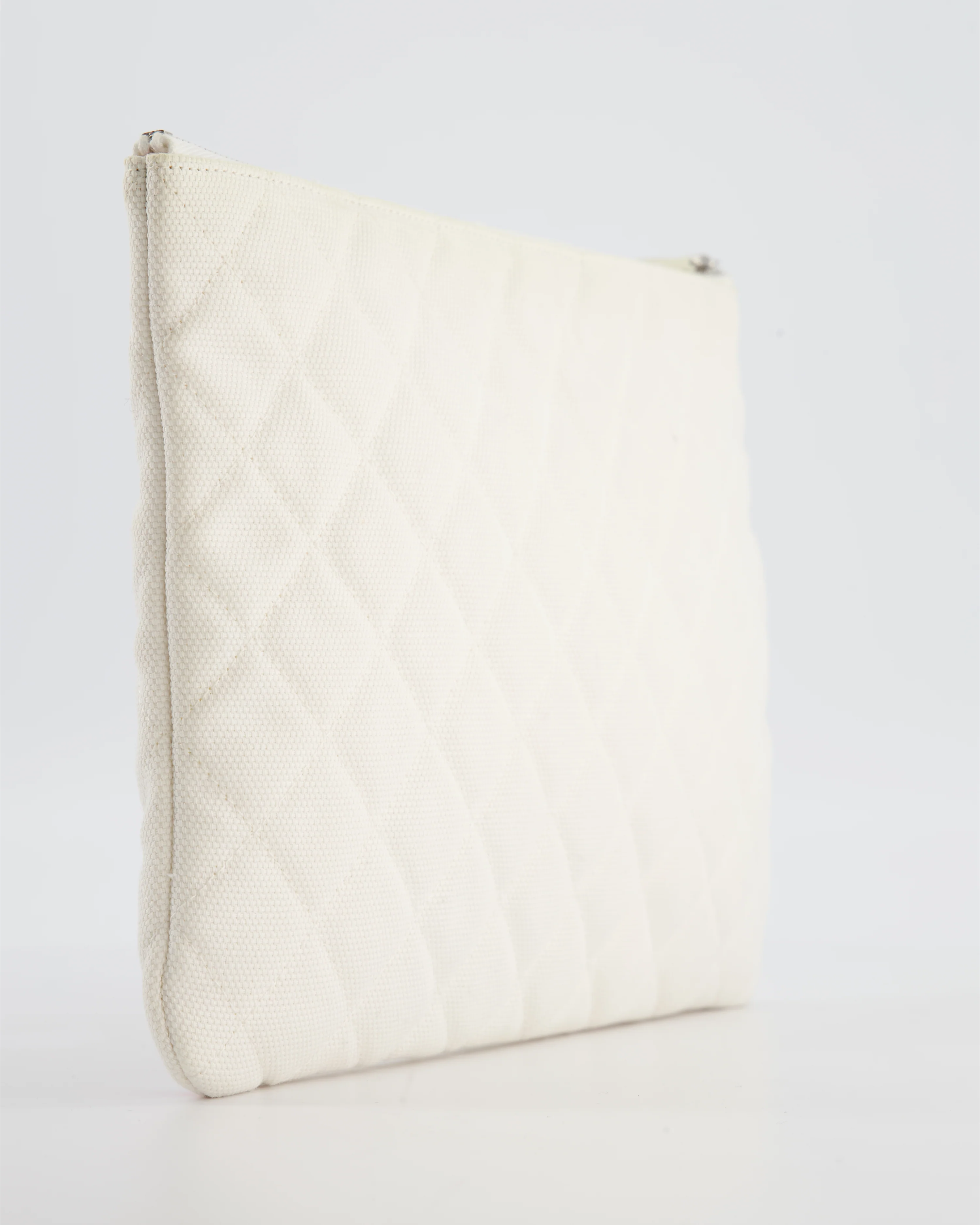 Chanel SS17 Coco Cuba White Pouch in Canvas with CC Logo - Image 12