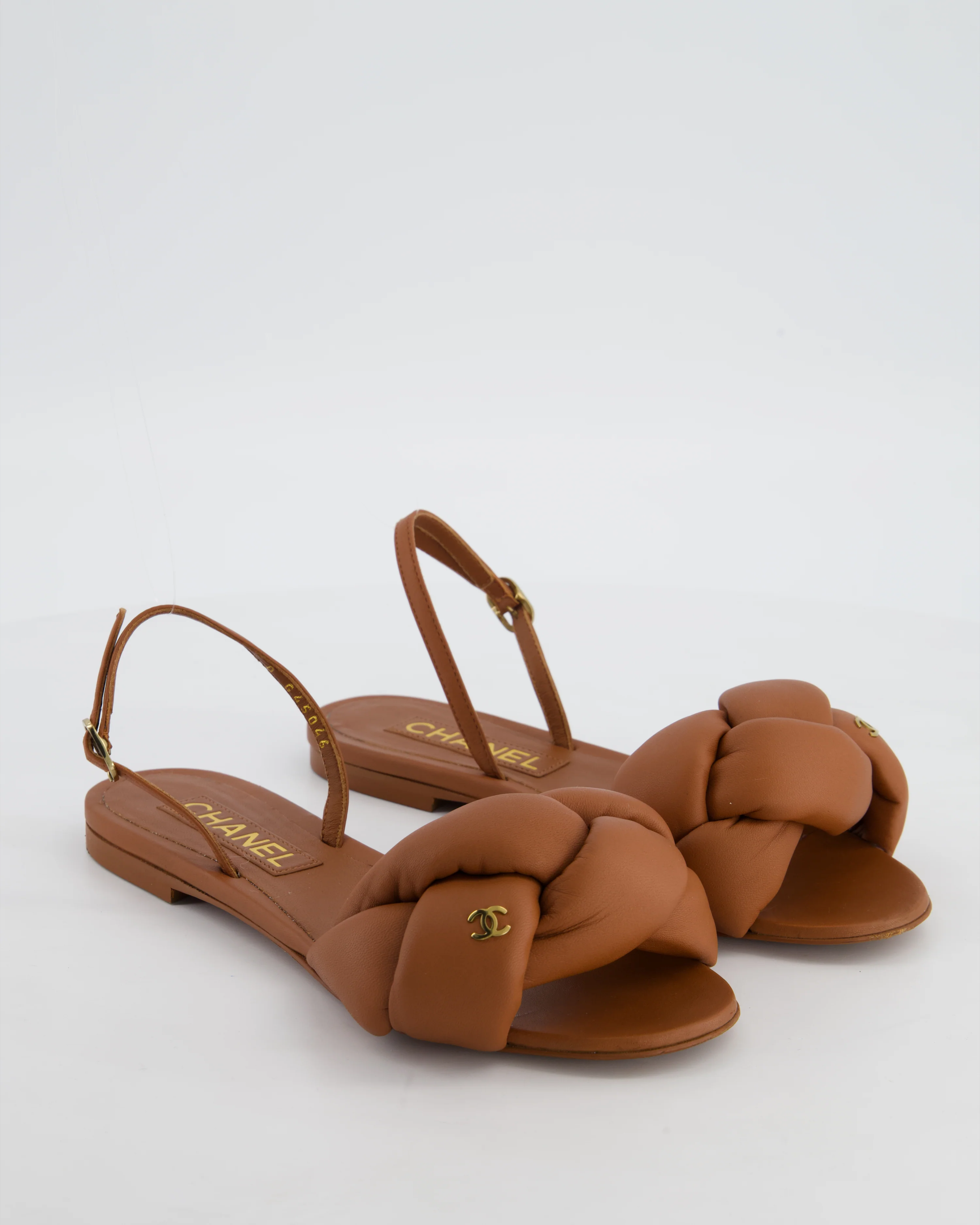 Chanel Caramel Brown Braided Flat Sandals In Nappa Leather with CC Logo Detail Size EU 37C - Image 2