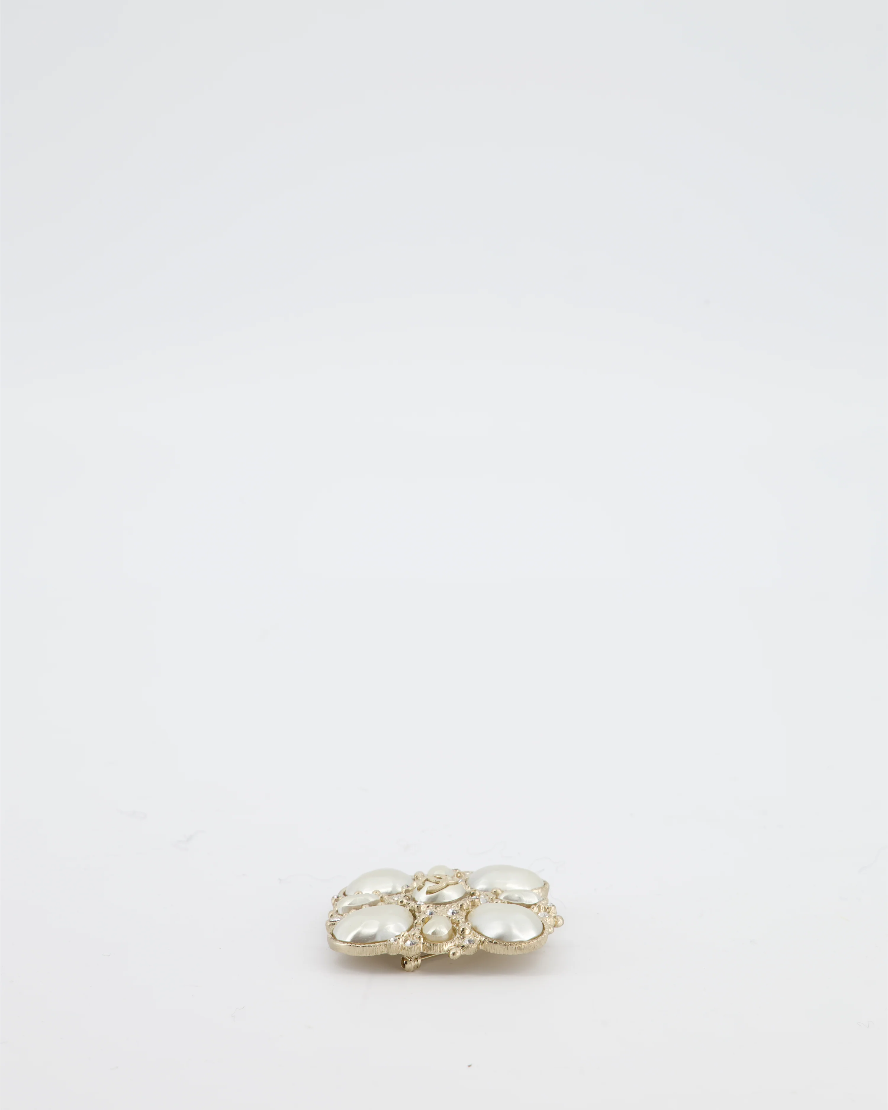 Chanel Champagne Gold Pearl and Crystal Brooch with CC Logo - Image 6