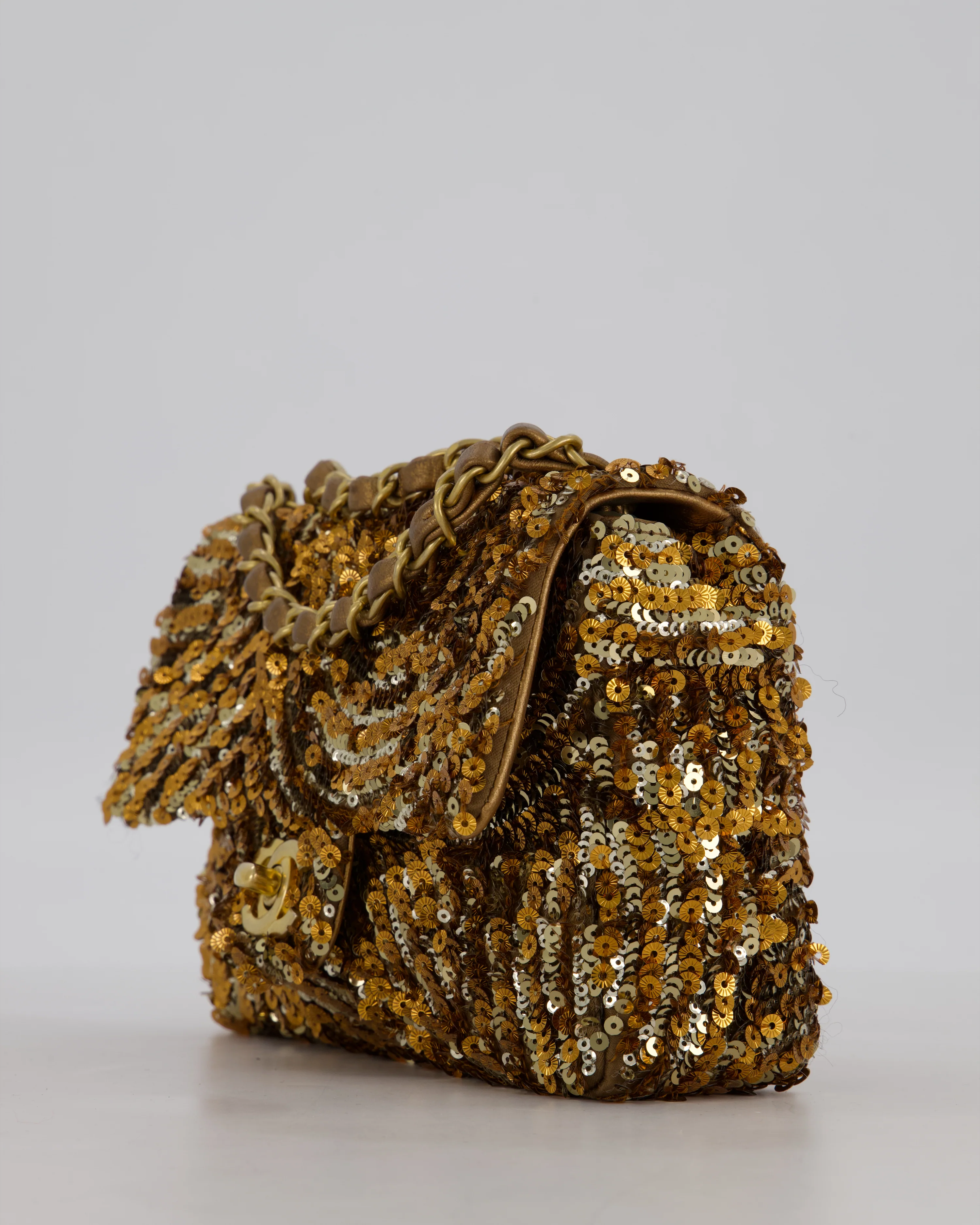 Chanel Classic Single Flap Bag in Metallic Gold and Silver Sequin with Gold Hardware - Image 12