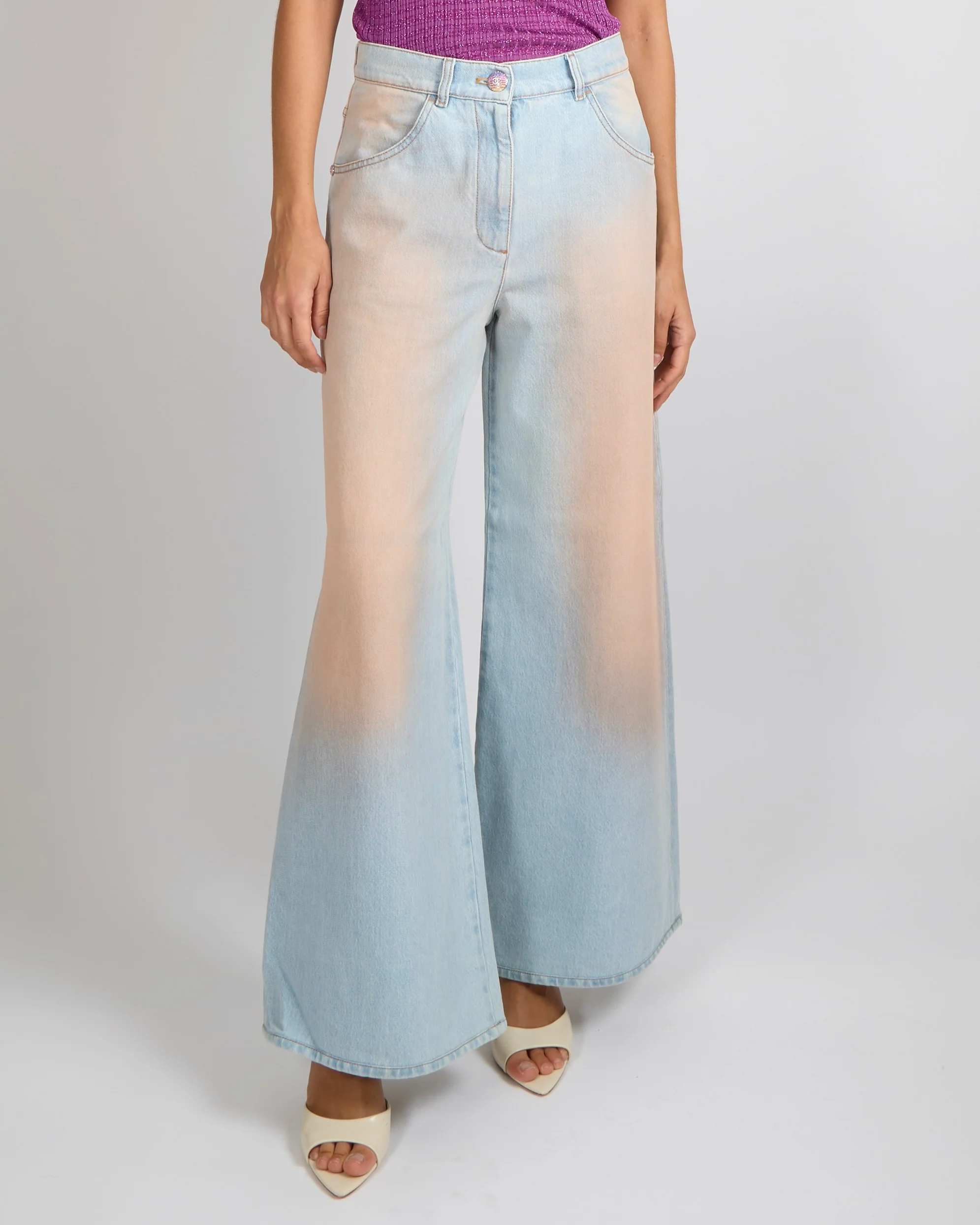 Chanel Cruise 2023 Light Blue Wide-Leg Jeans with Pink Gradient Wash Effect and Rainbow Crystal CC Logo Button Detail Size FR 36 (UK 8) - Image 2