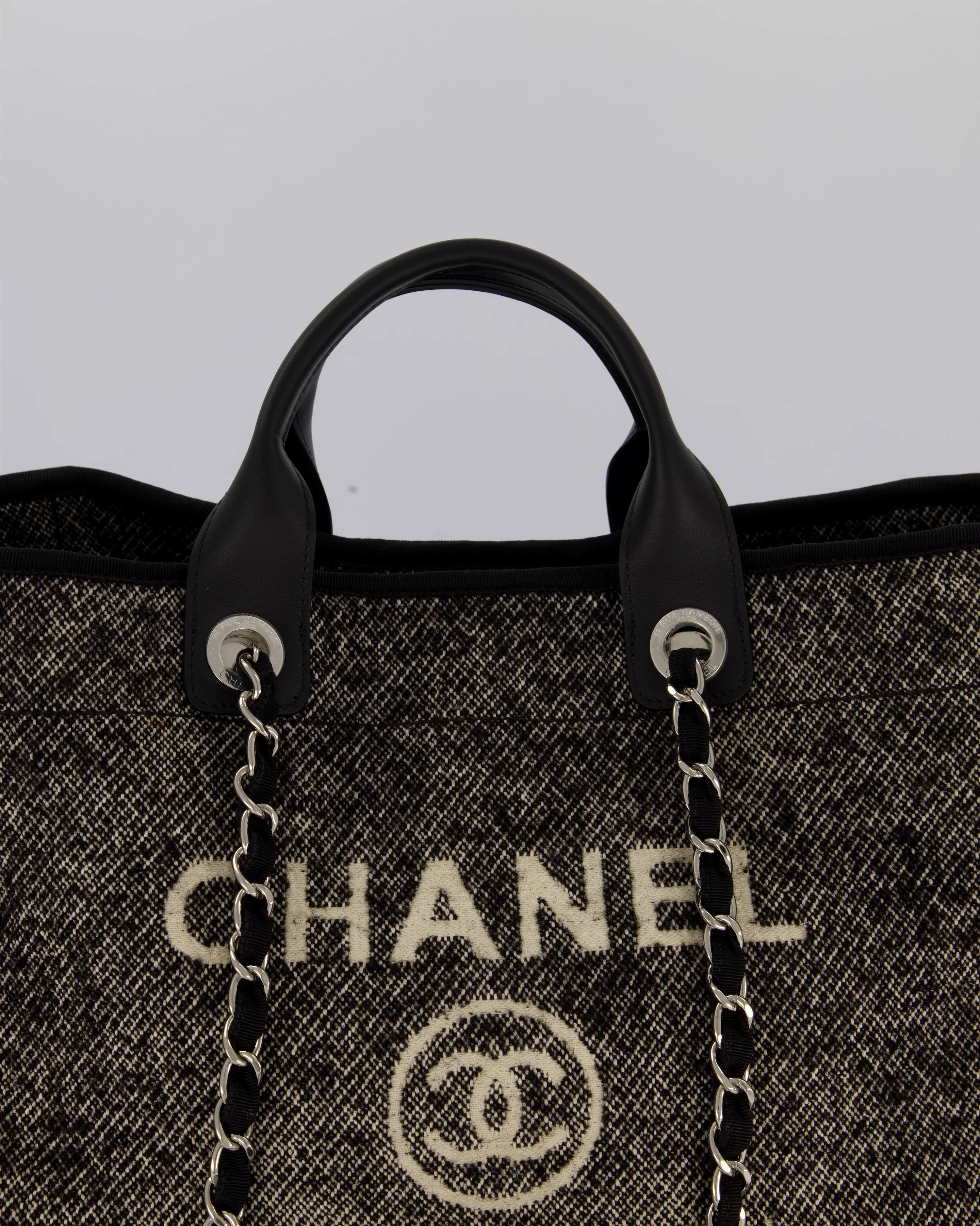 Chanel Large Deauville Tote Bag in Black & White Wool Canvas with Silver Hardware - Image 10