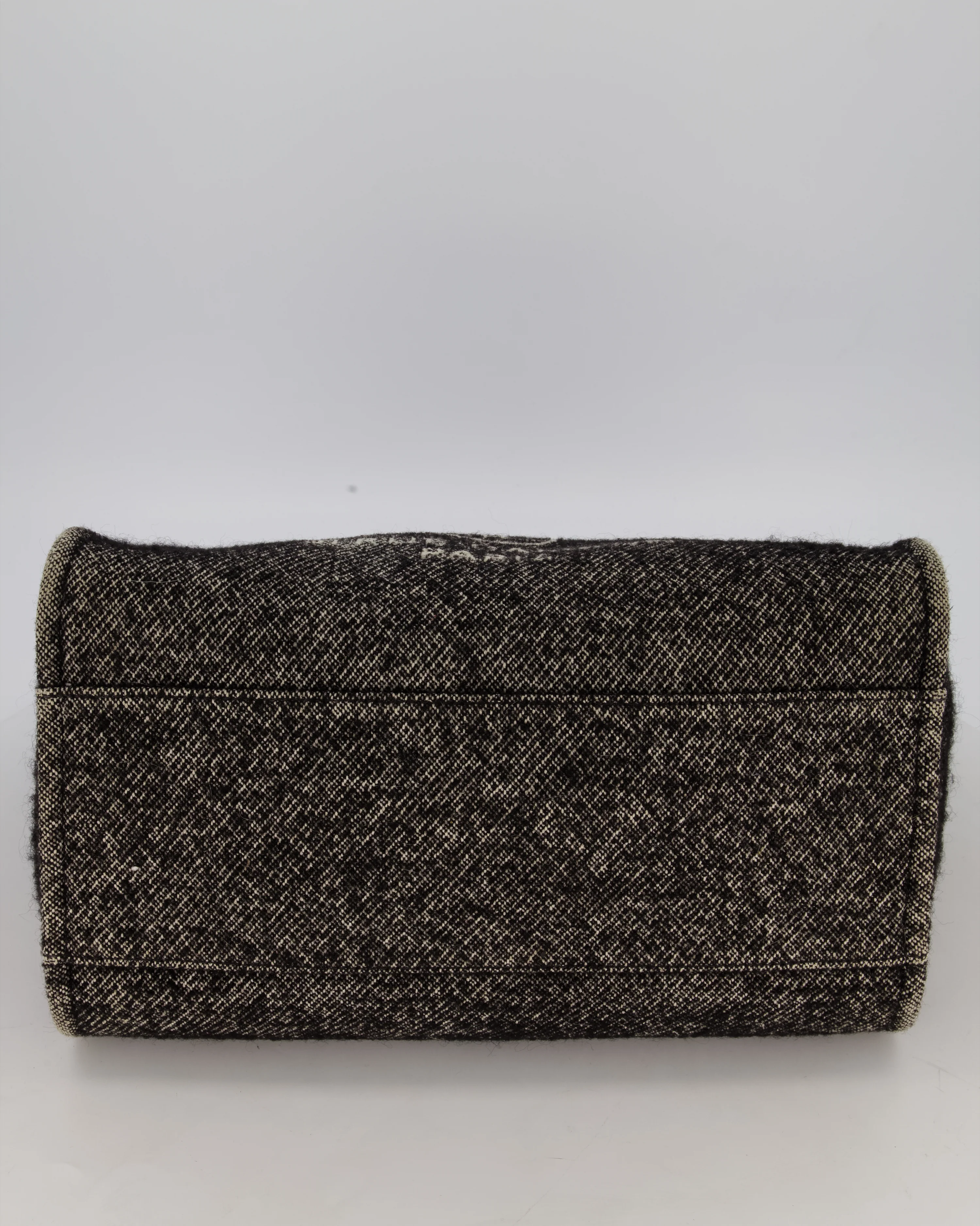 Chanel Large Deauville Tote Bag in Black & White Wool Canvas with Silver Hardware - Image 12