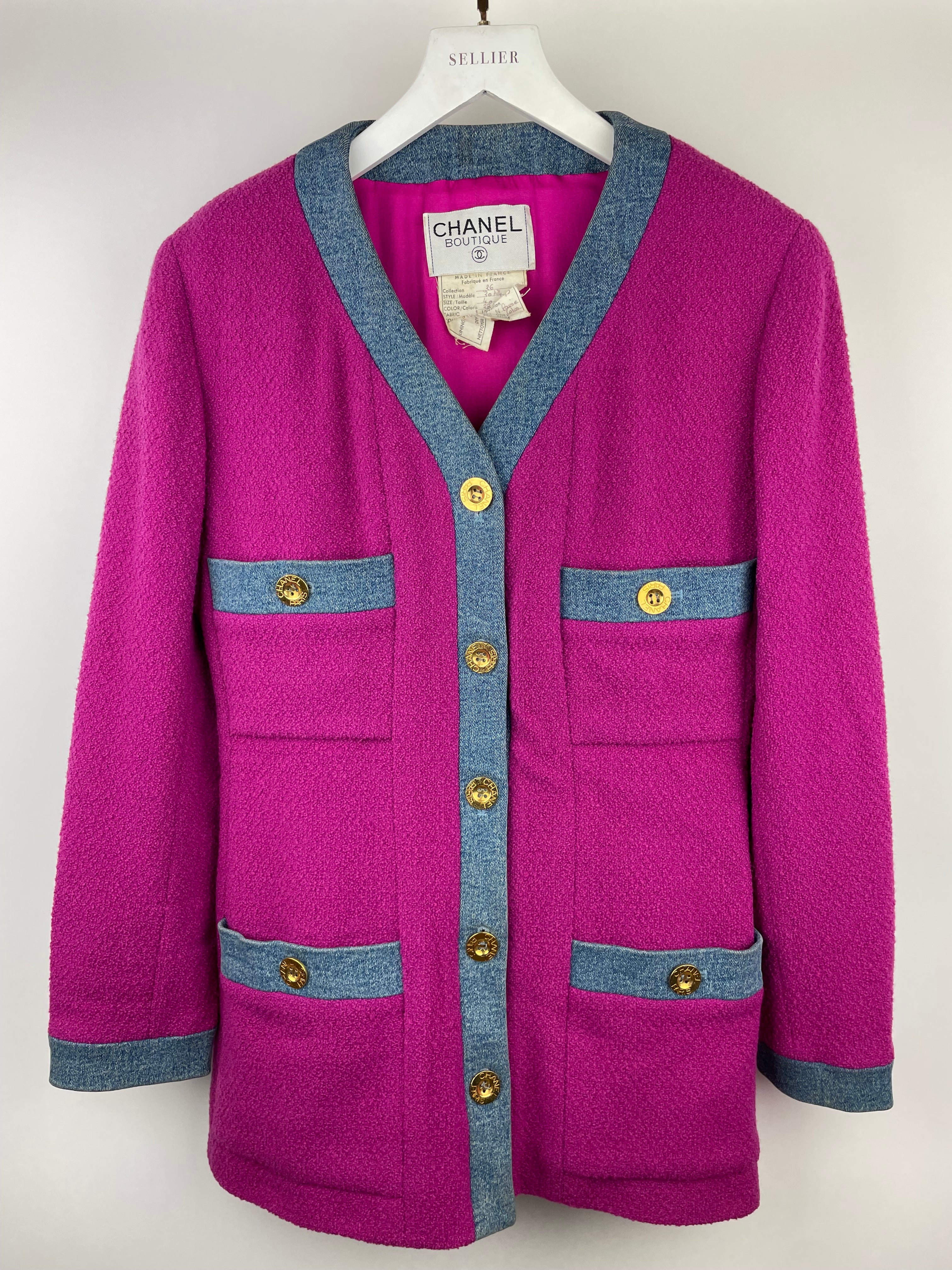 Chanel Fuchsia Pink Tweed Longline Blazer and Mini Skirt Set with Denim Trim & Gold Logo Button Detail Size FR 40 (UK 12) - Image 14