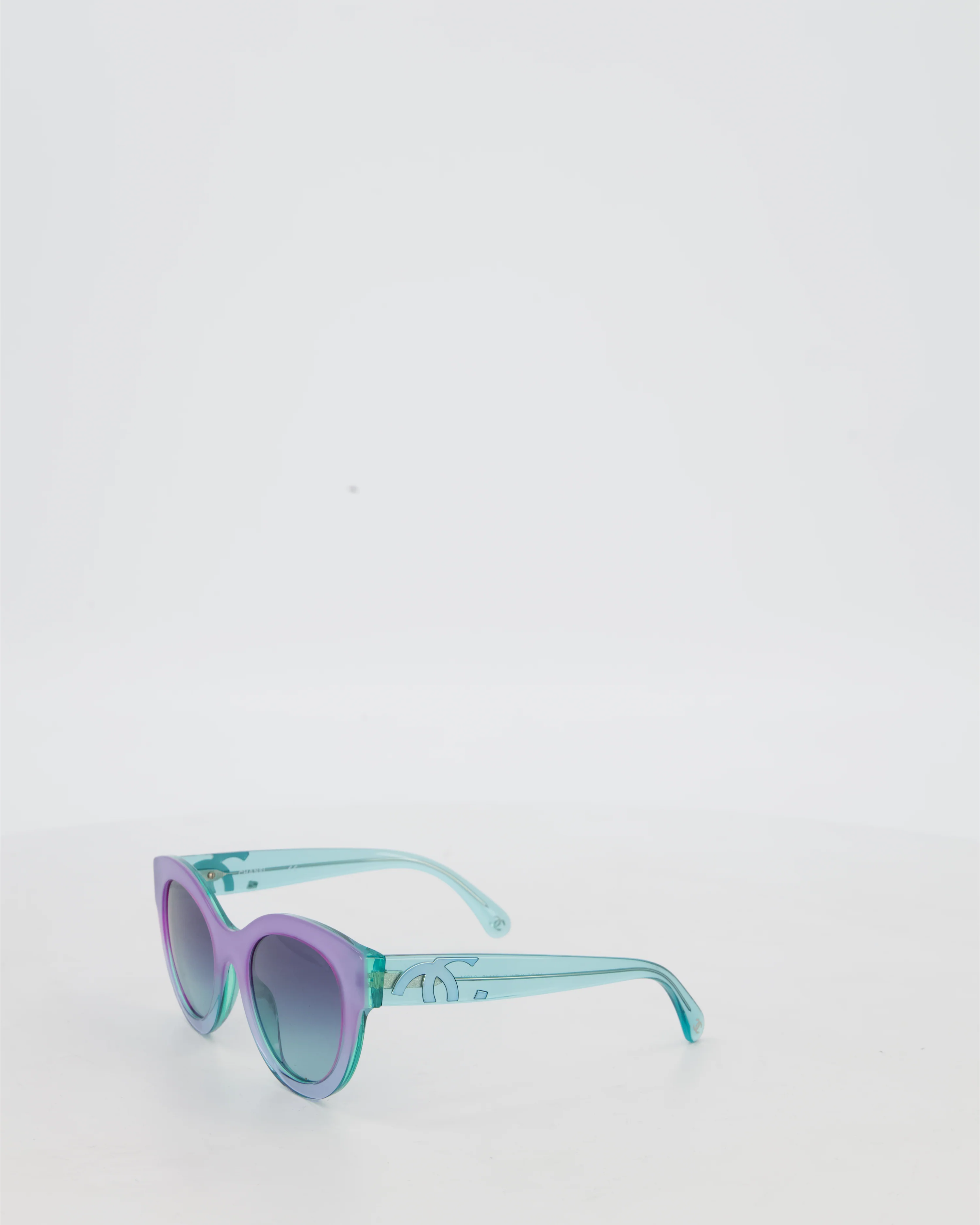 Chanel Green and Purple Ombre CC Sunglasses - Image 7