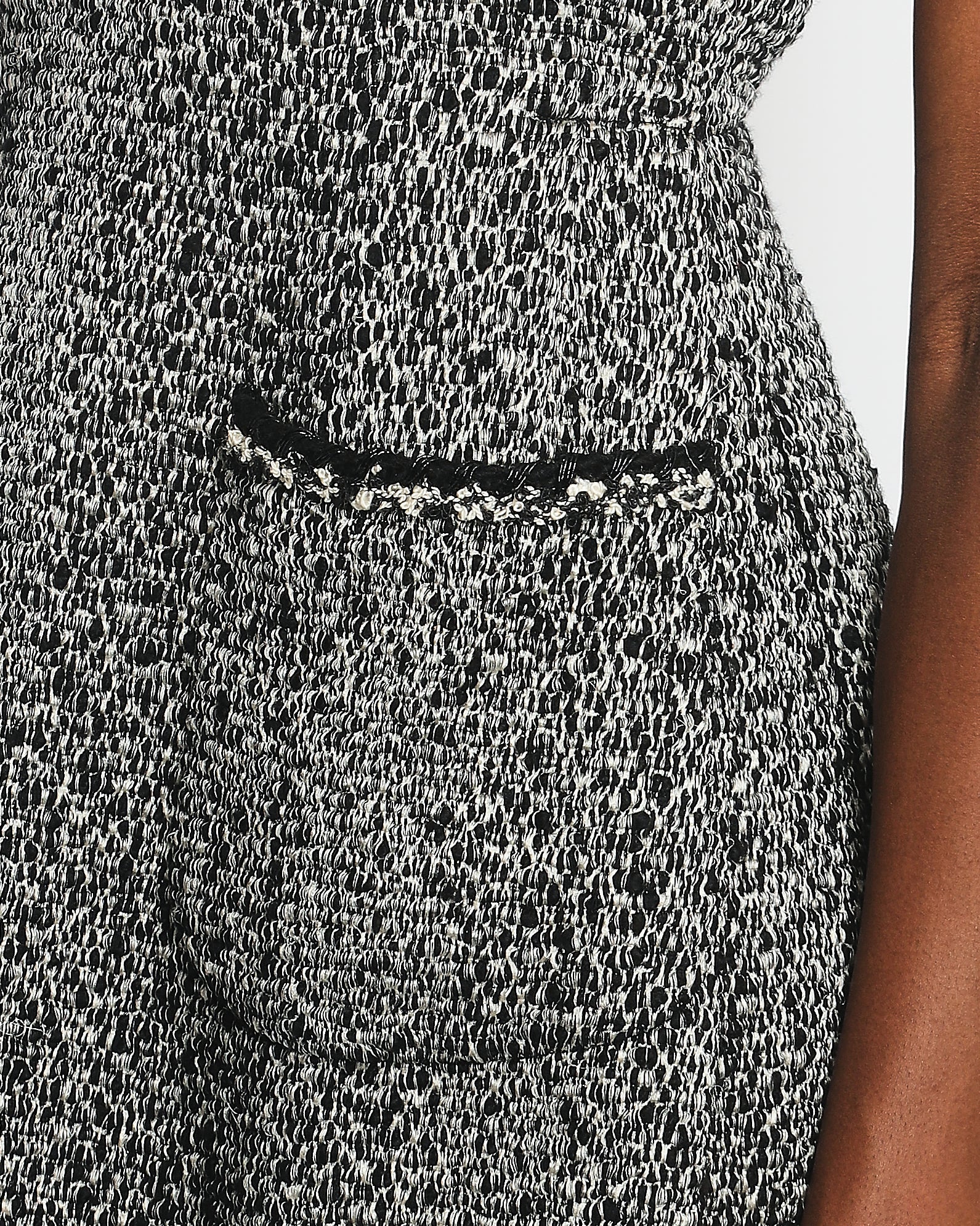 Chanel Grey and Black Tweed Sleeveless Mini Dress Size FR 38 (UK 10) - Image 4