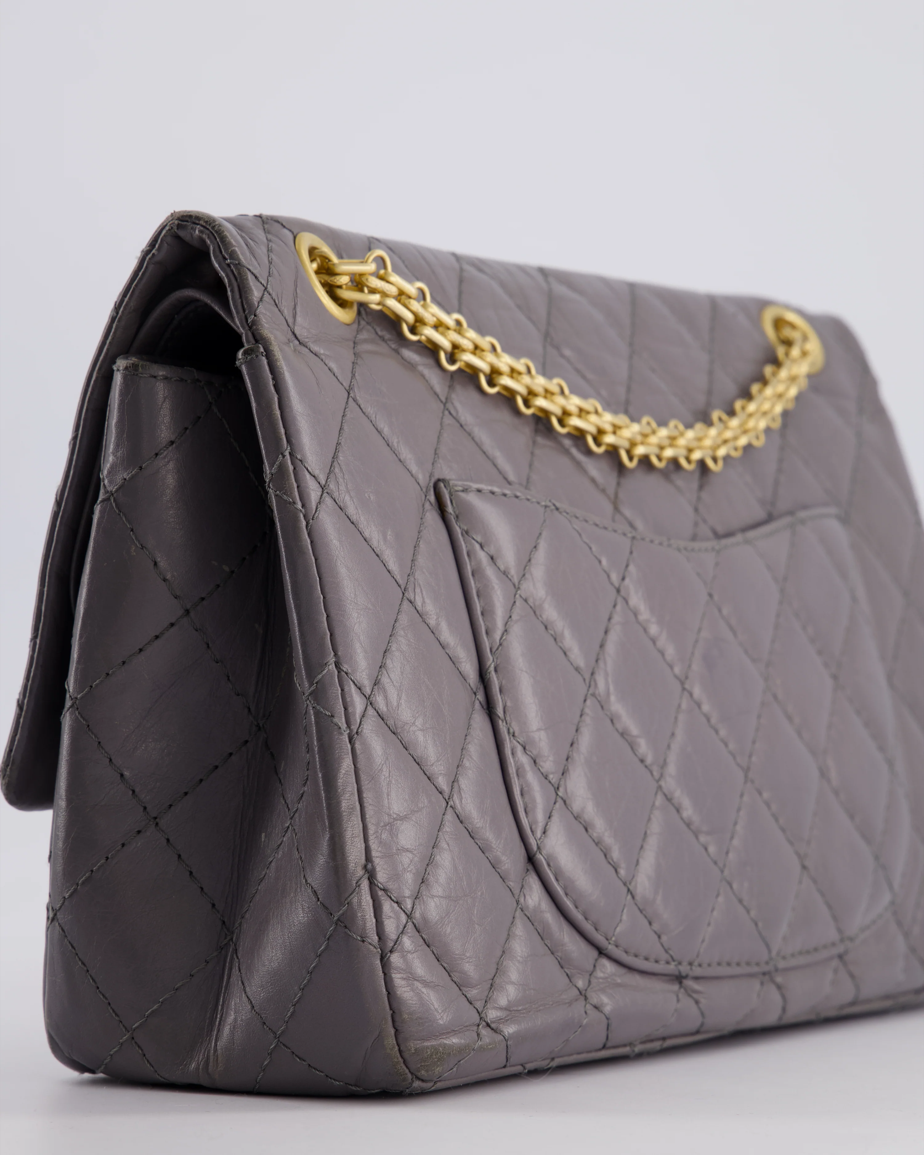 Chanel Grey Medium Reissue 2.55 Double Flap Bag in Quilted Crumpled Calfskin with Aged Gold Hardware - Image 14