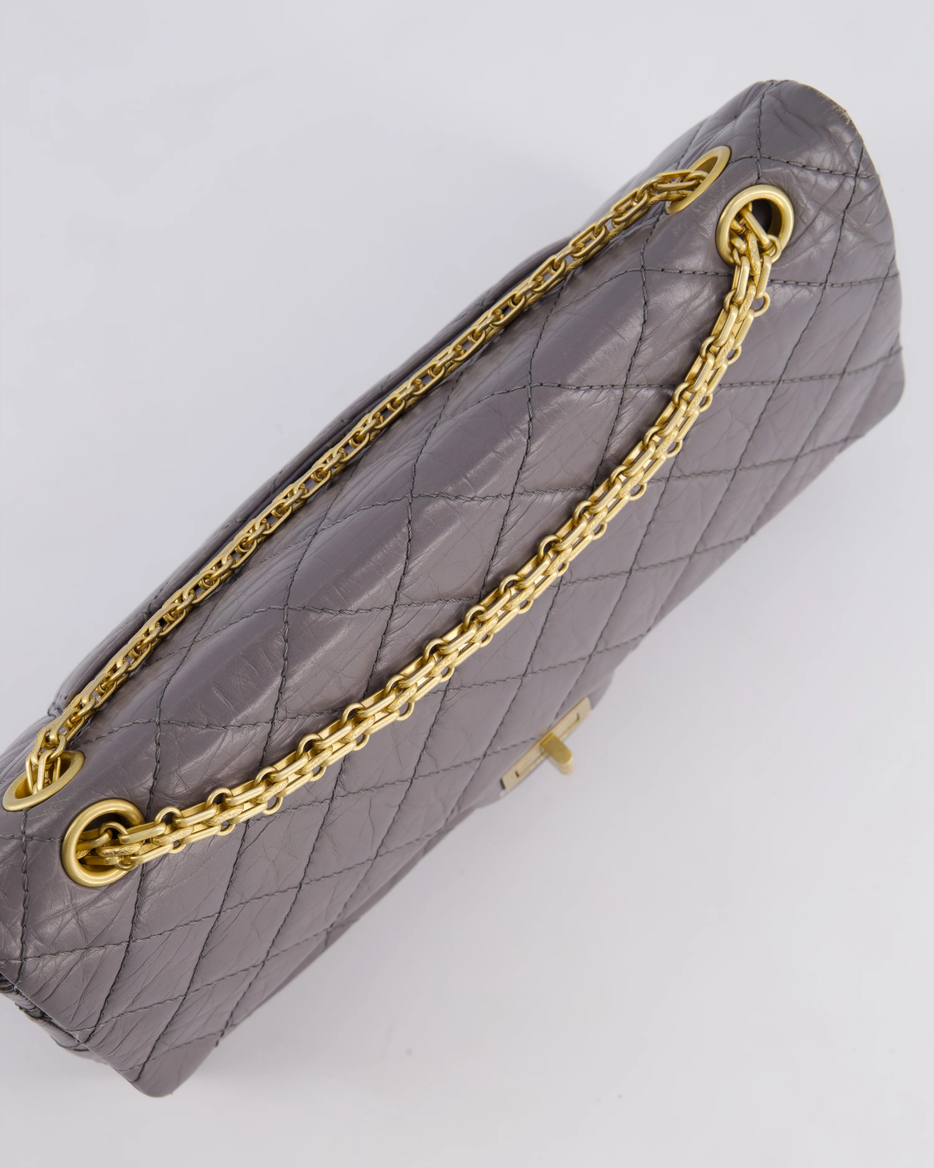 Chanel Grey Medium Reissue 2.55 Double Flap Bag in Quilted Crumpled Calfskin with Aged Gold Hardware - Image 16