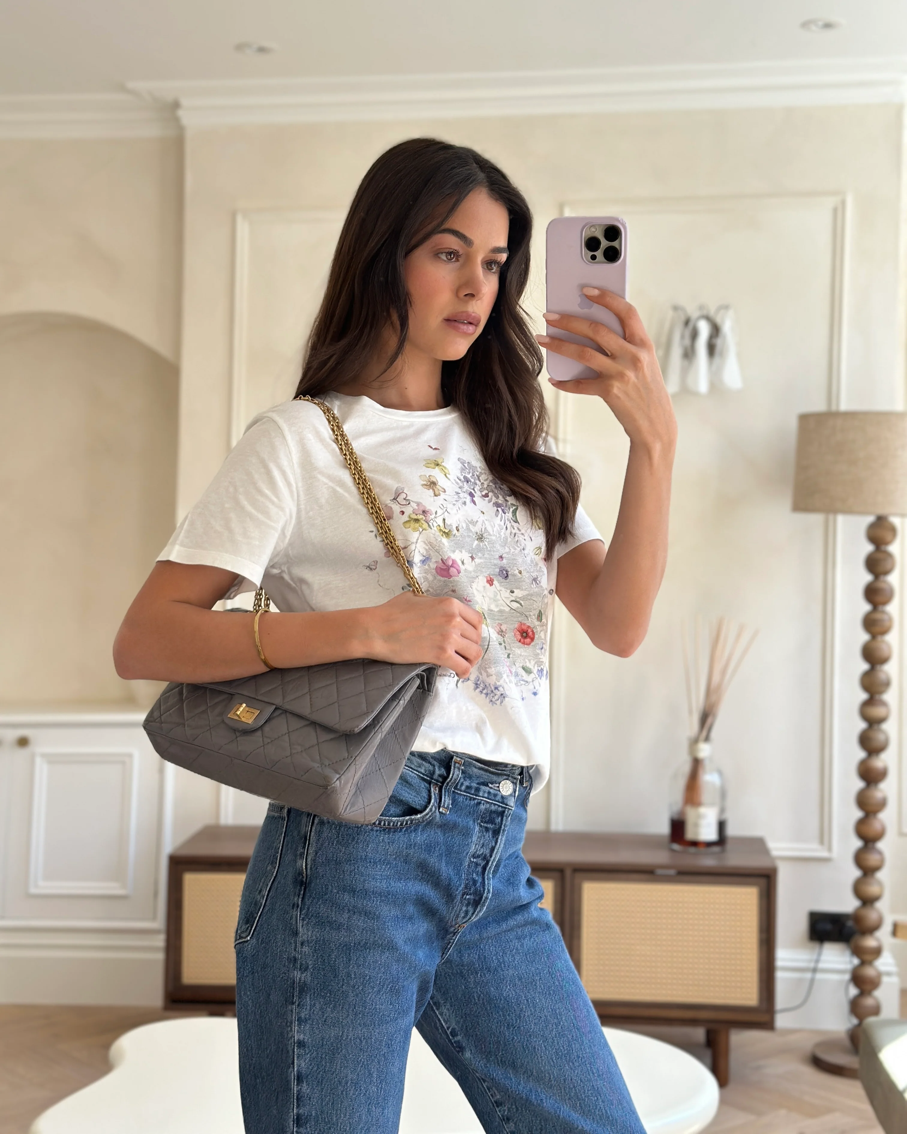 Chanel Grey Medium Reissue 2.55 Double Flap Bag in Quilted Crumpled Calfskin with Aged Gold Hardware - Image 2