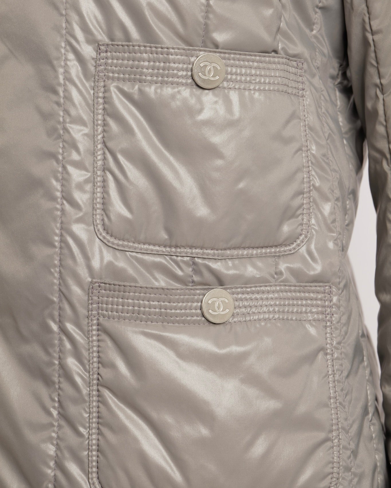 Chanel Grey Windbreaker Jacket with Silver CC Logo Buttons and Pocket Details Size FR 36 (UK 8) - Image 2