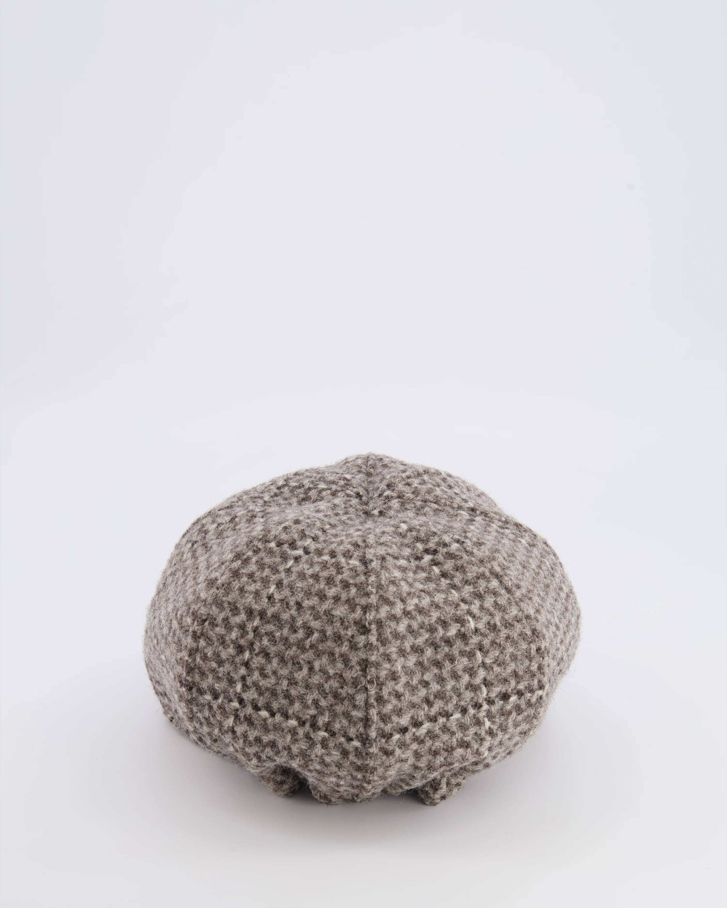 Chanel Grey Wool Tweed Newsboy Hat with Silver CC Logo Detail and Elasticated Back One Size - Image 5