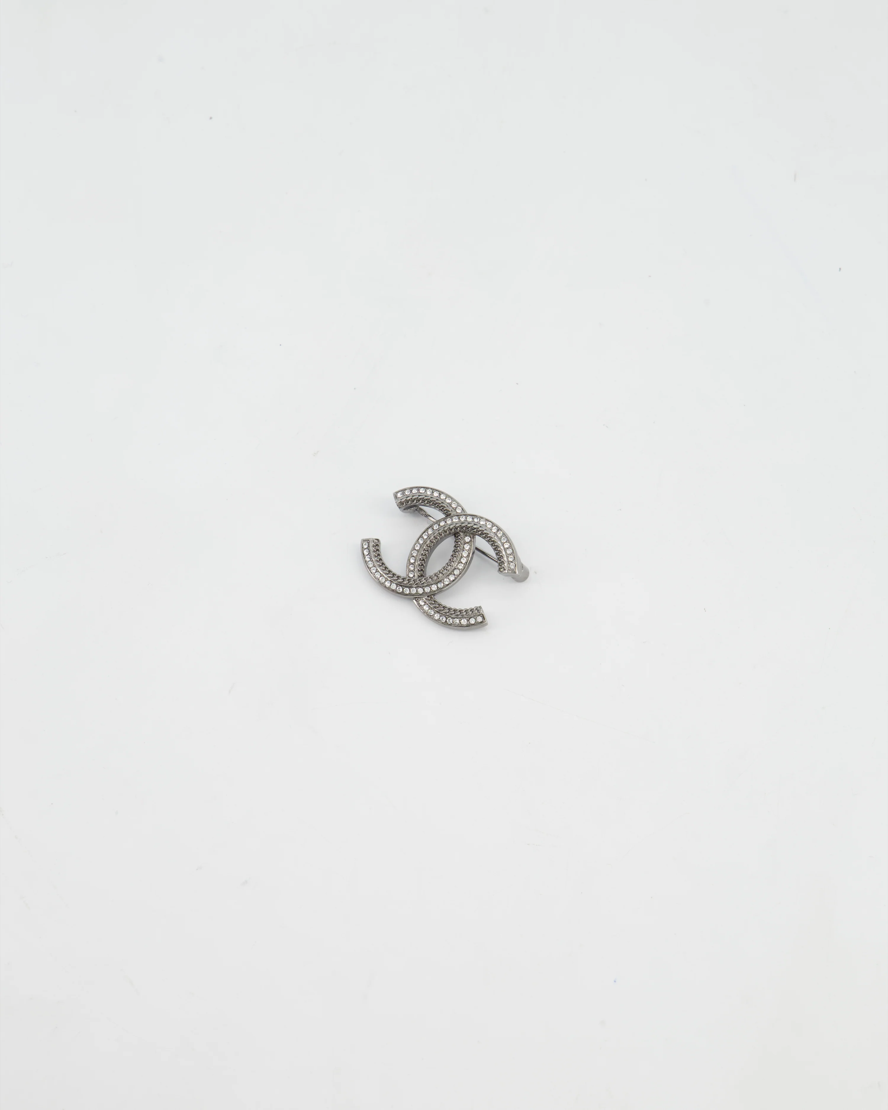 Chanel Gunmetal Silver CC Logo Brooch with Crystal Detail - Image 3