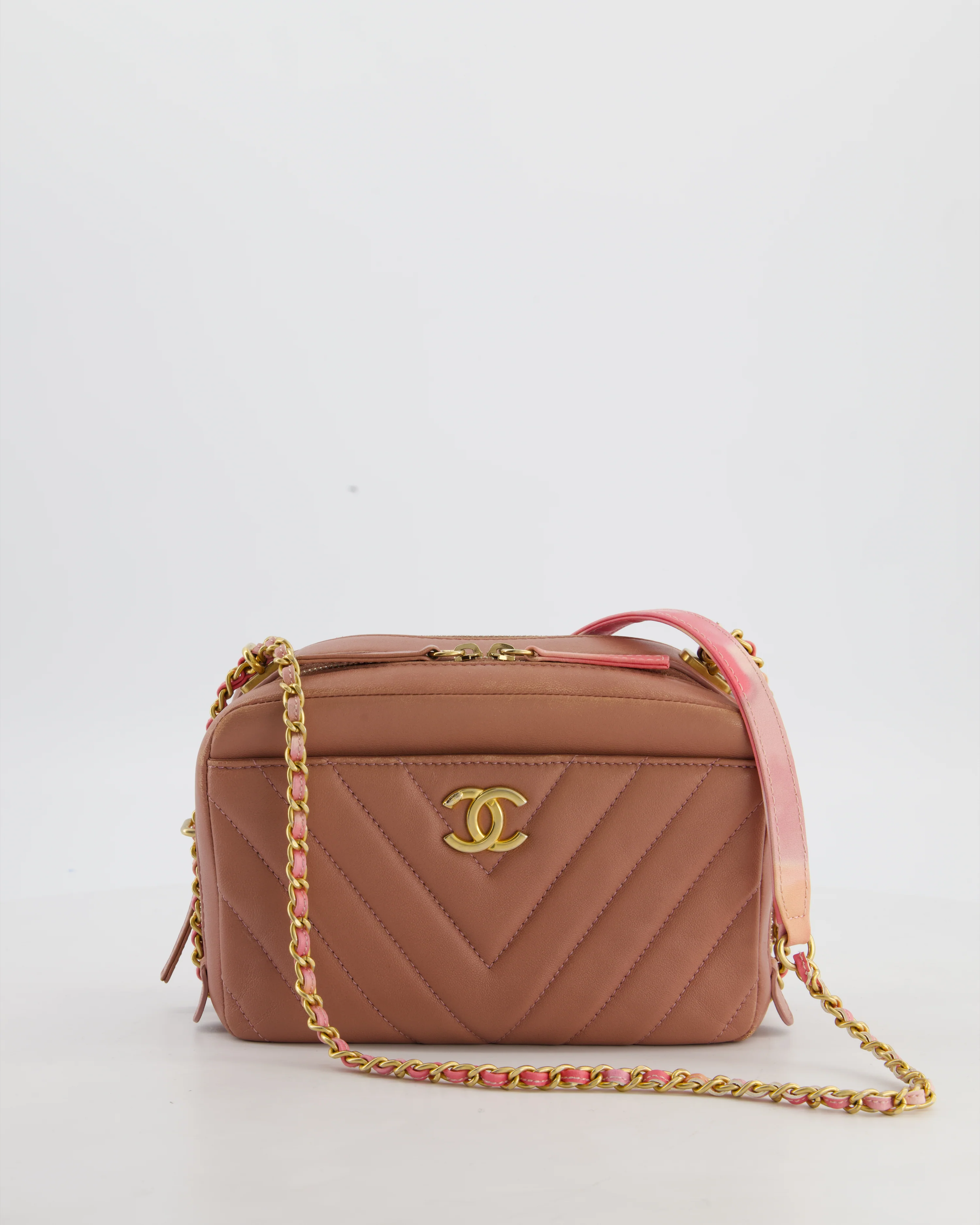 Chanel Dusty Pink Camera Bag in Chevron Lambskin Leather with Brushed Gold Hardware and Multicolour Leather Strap - Image 25