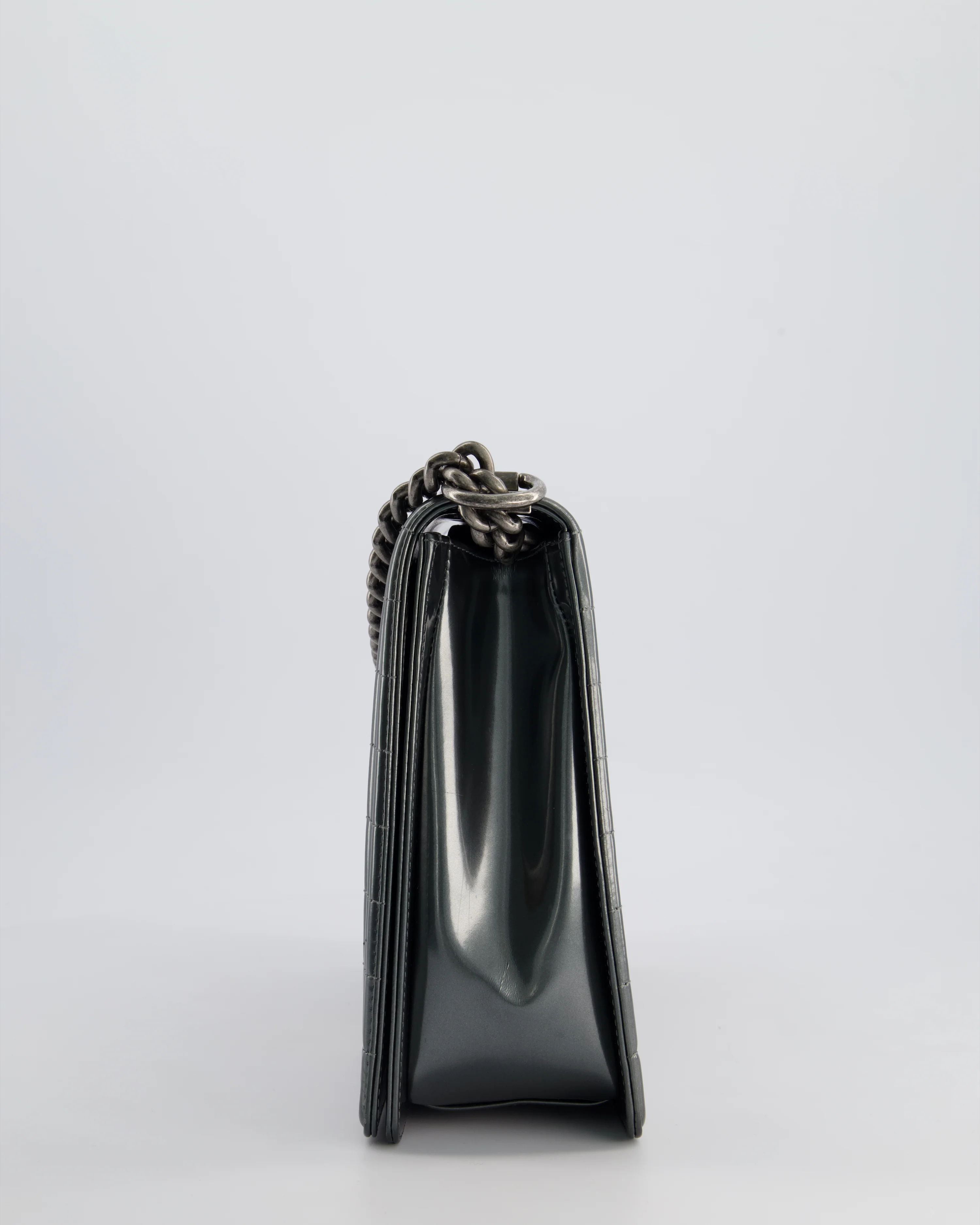 Chanel Large Dark Grey Boy Bag in Patent Leather with Ruthenium Hardware - Image 7