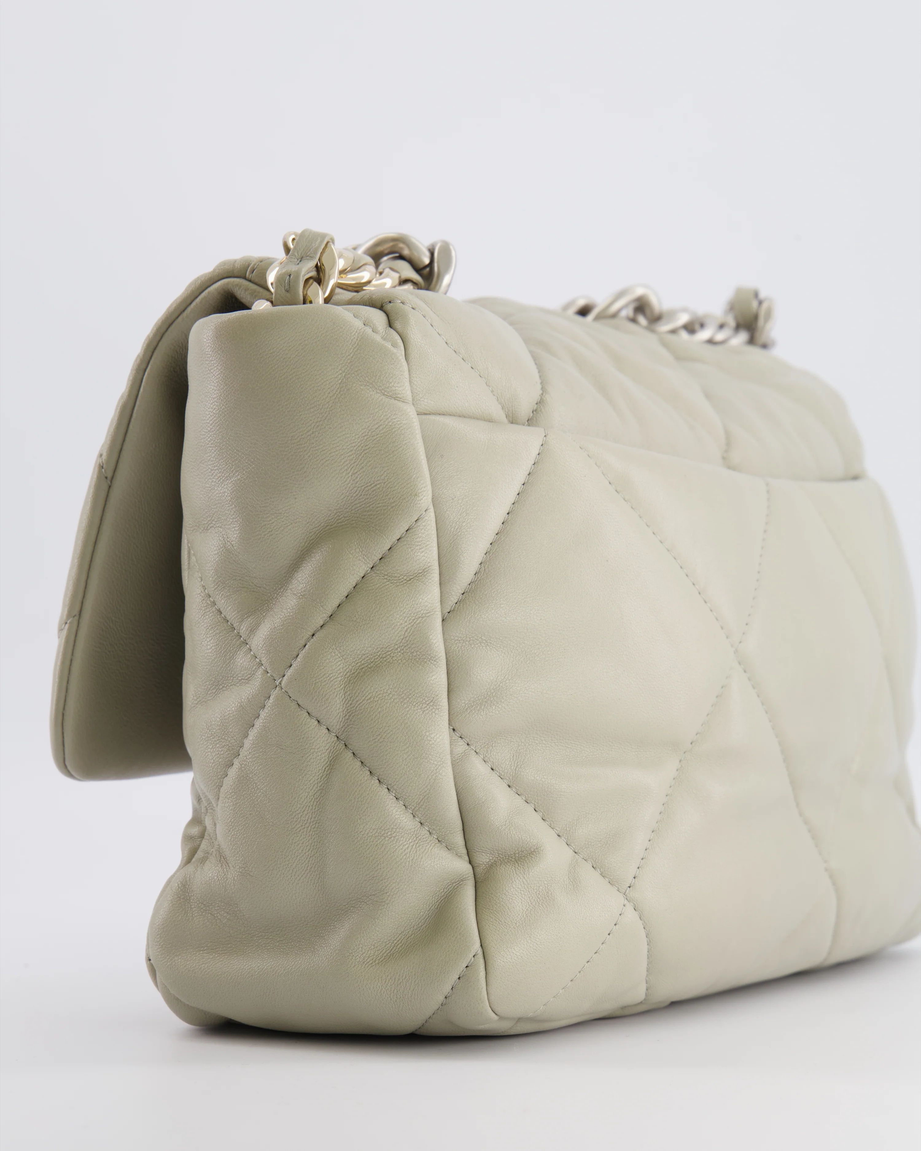 Chanel Light Grey Medium 19 Bag in Quilted Goatskin Leather with Mixed Hardware - Image 14